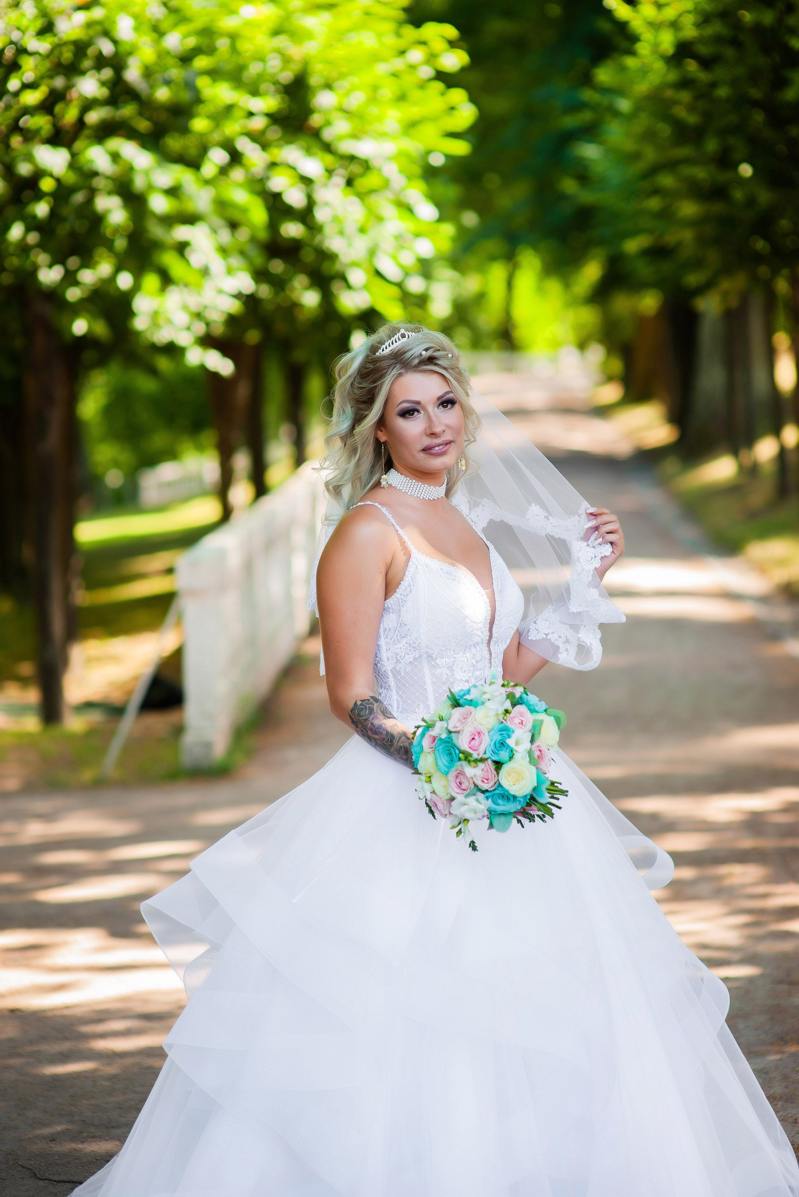 Свадебная прогулка в Петергофе. Портретный, семейный и свадебный фотограф в Санкт-Петербурге и в Пушкине Ширяев Денис