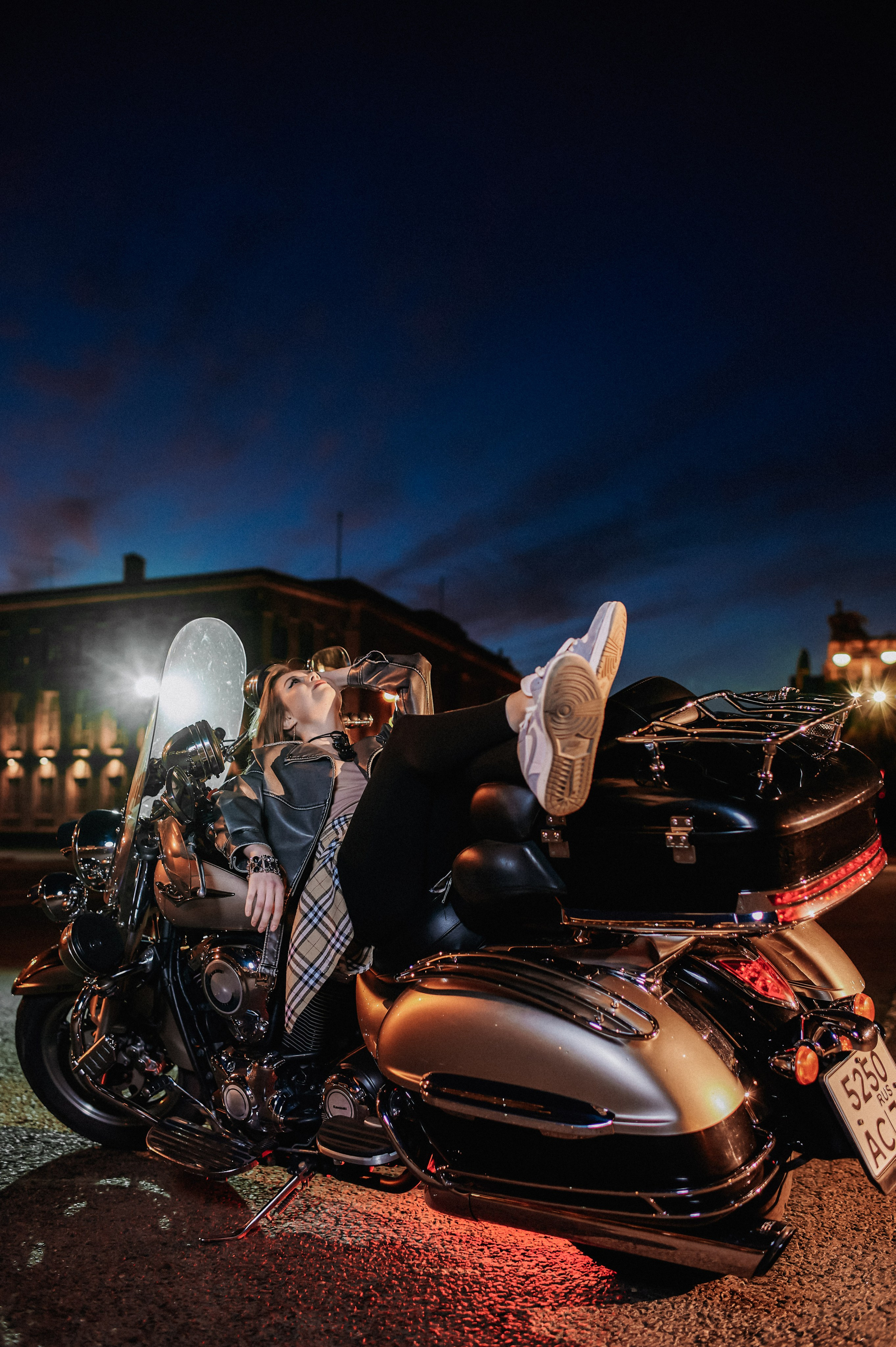 Фотосессия с мотоциклом. Портретный, семейный и свадебный фотограф в Санкт-Петербурге и в Пушкине Ширяев Денис