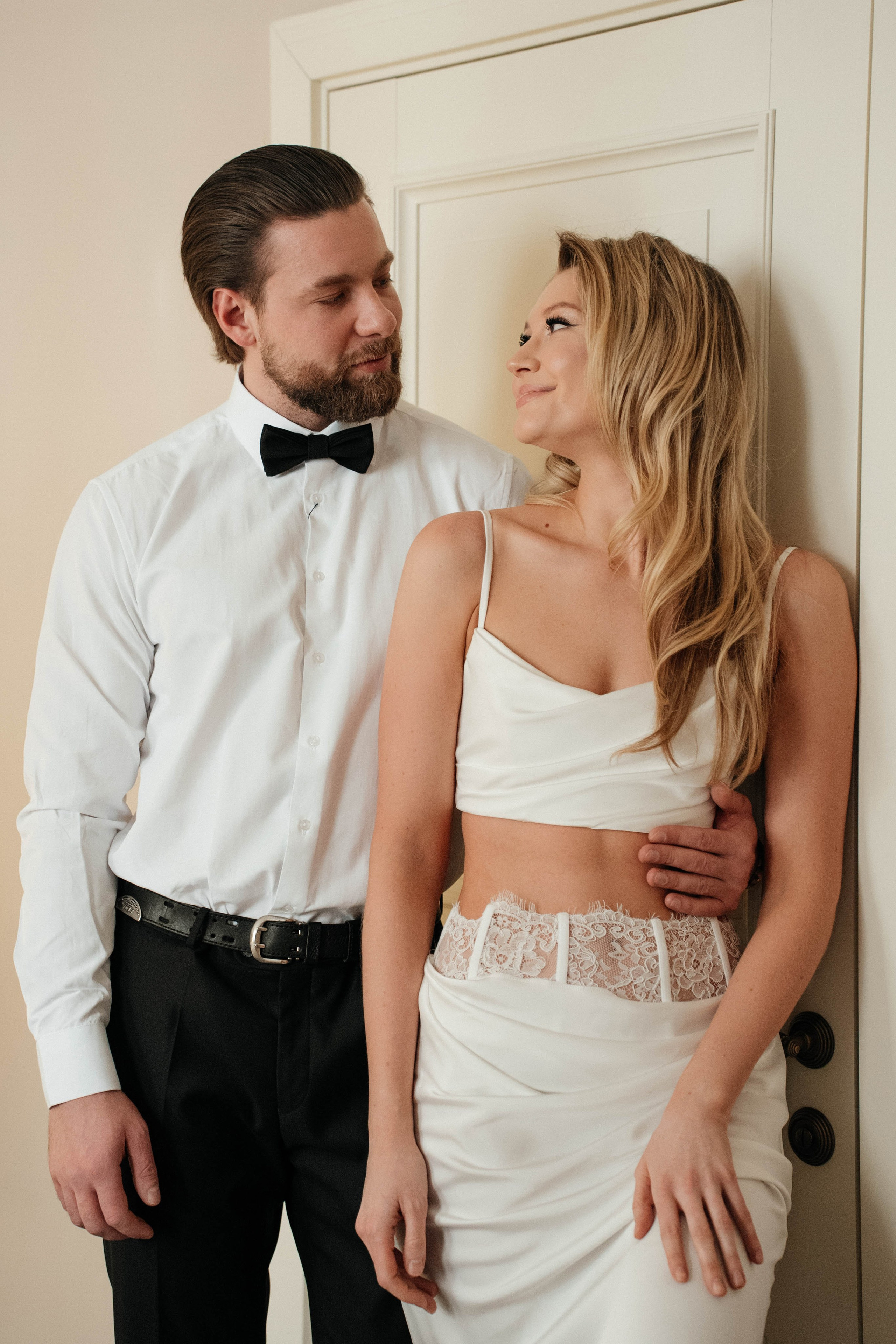 Алексей и Анастасия, творческая съемка в отеле Амбассадор. Свадебный фотограф Москва Александра Аверкова