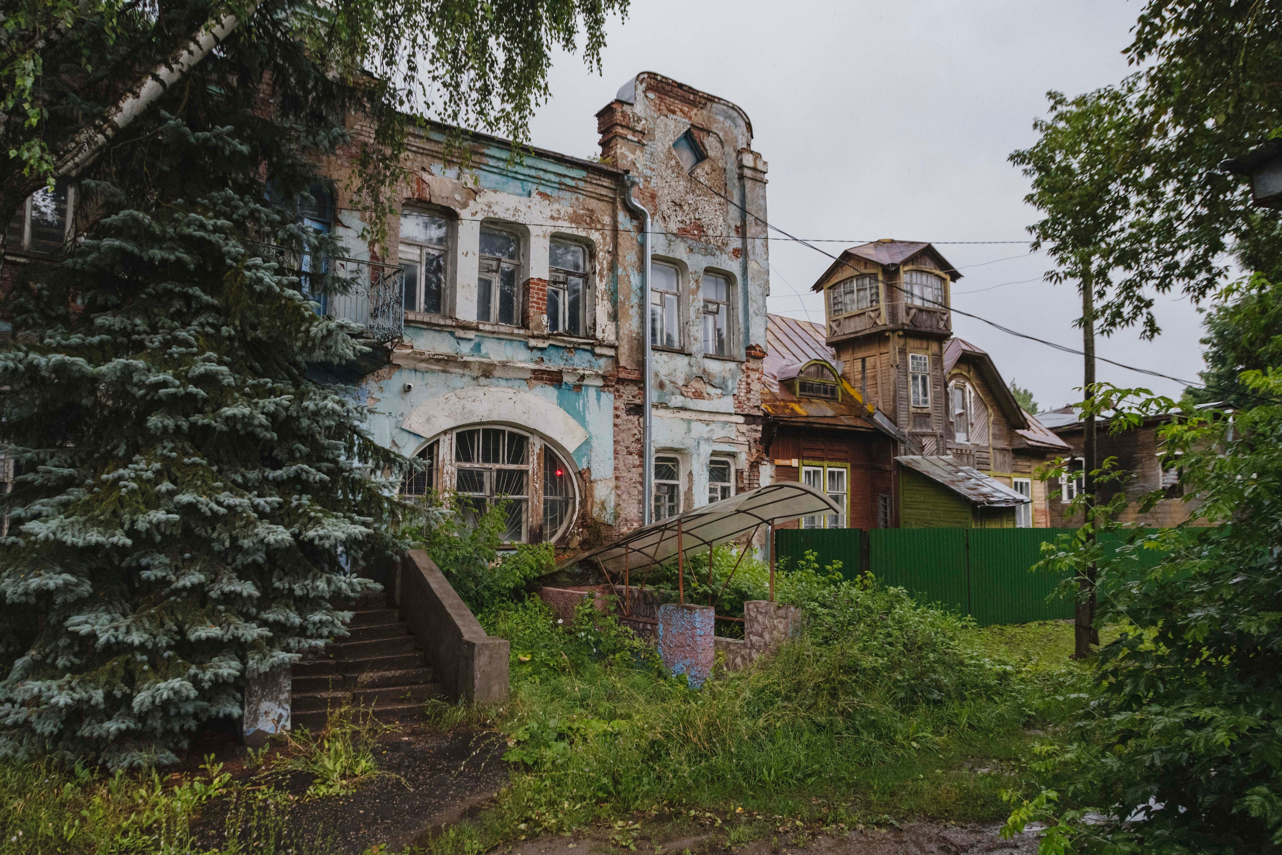 Особняк купца Теплова и Дом врача Жардецкого, Кимры