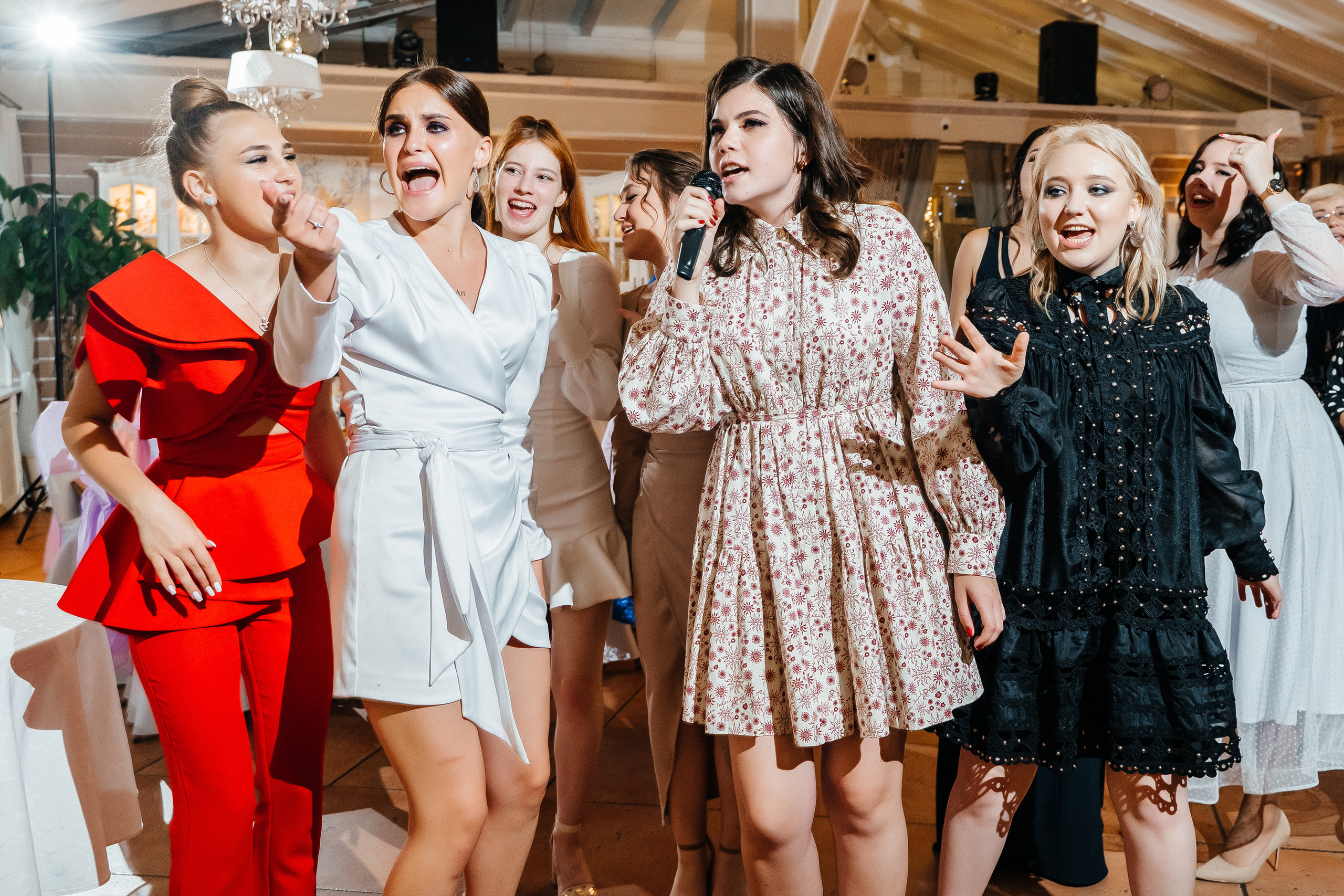 Выпускной XX. Свадебный и репортажный фотограф-видеограф Москва и Московская область