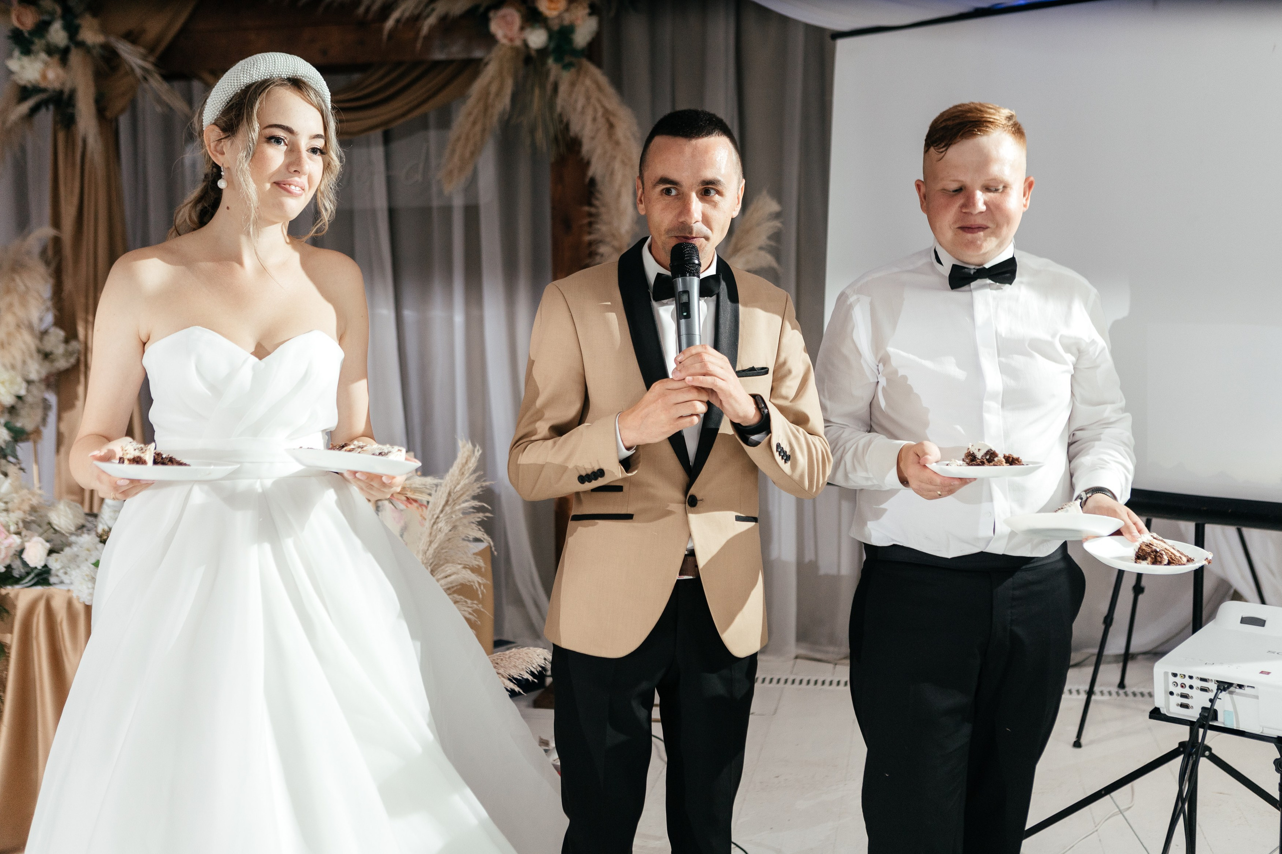 Свадебный фотограф Уфа — Руслан ГабдлисламовЖивые эмоции, красивые кадры, воспоминания на всю жизнь.Работаю по всей Республике Башкортоста. Свадебный фотограф Уфа Руслан Габдлисламов