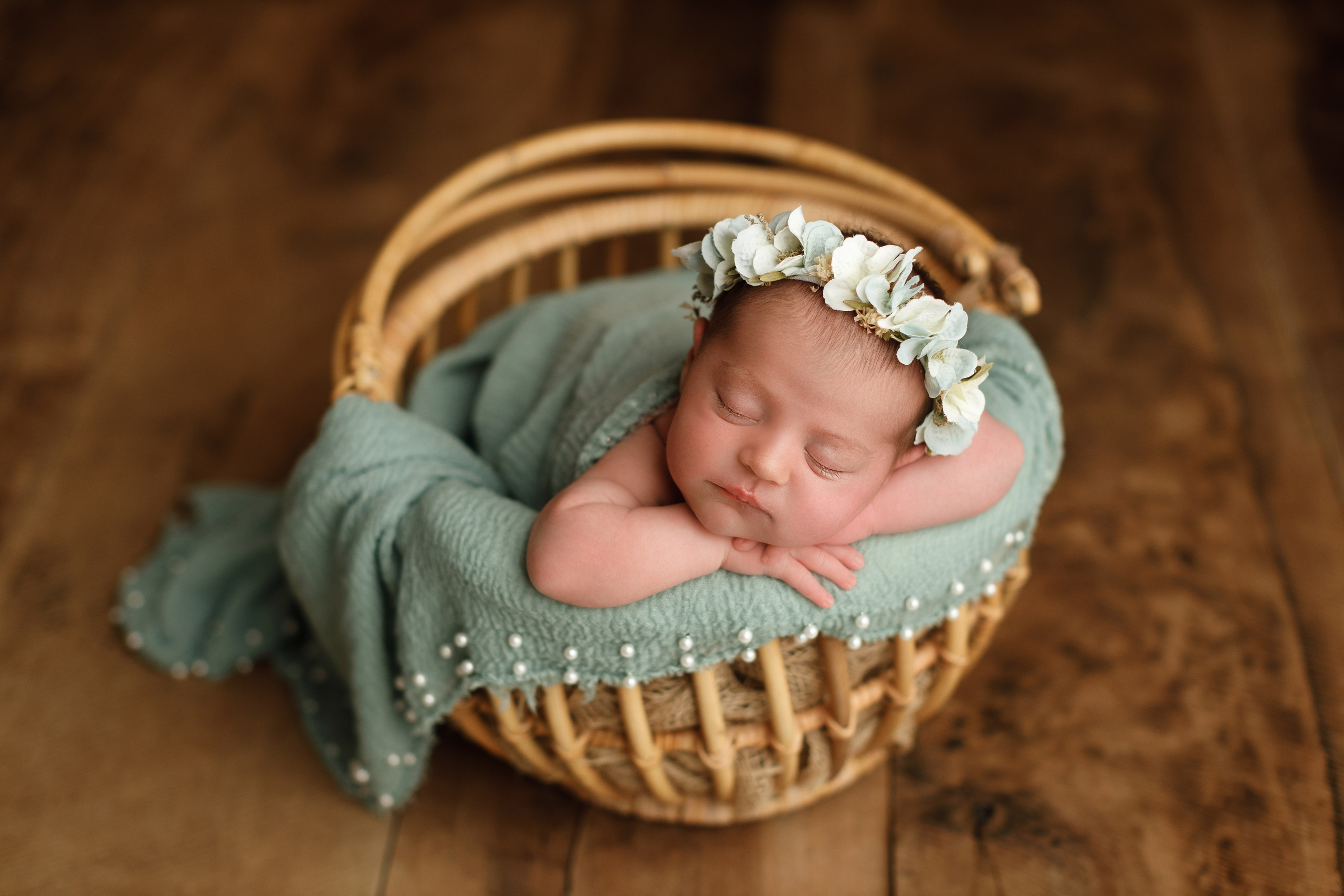 Новорожденные. Алена. Профессиональная детская и семейная фотостудия в Краснодаре