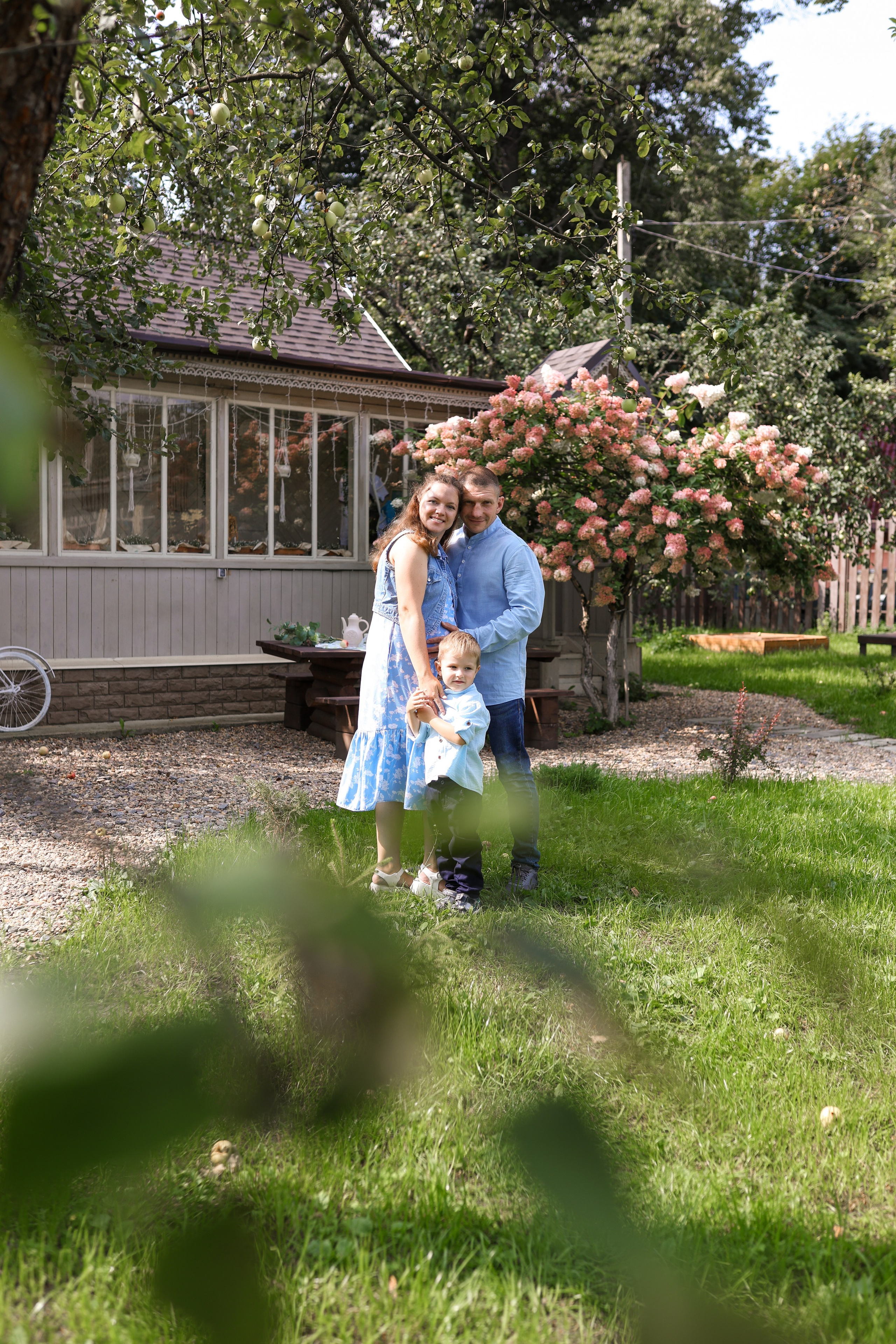 Фотосессия беременности в загородной студии Купавна. Фотограф в Железнодорожном и Балашихе