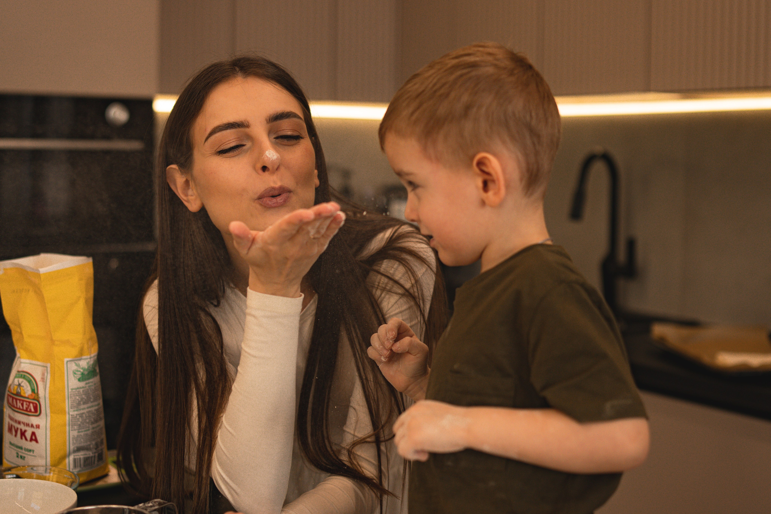 Домашняя съемка семьи Ксении и Алексея. Семейный и портретный фотограф в Санкт-Петербурге Татьяна Гримоть