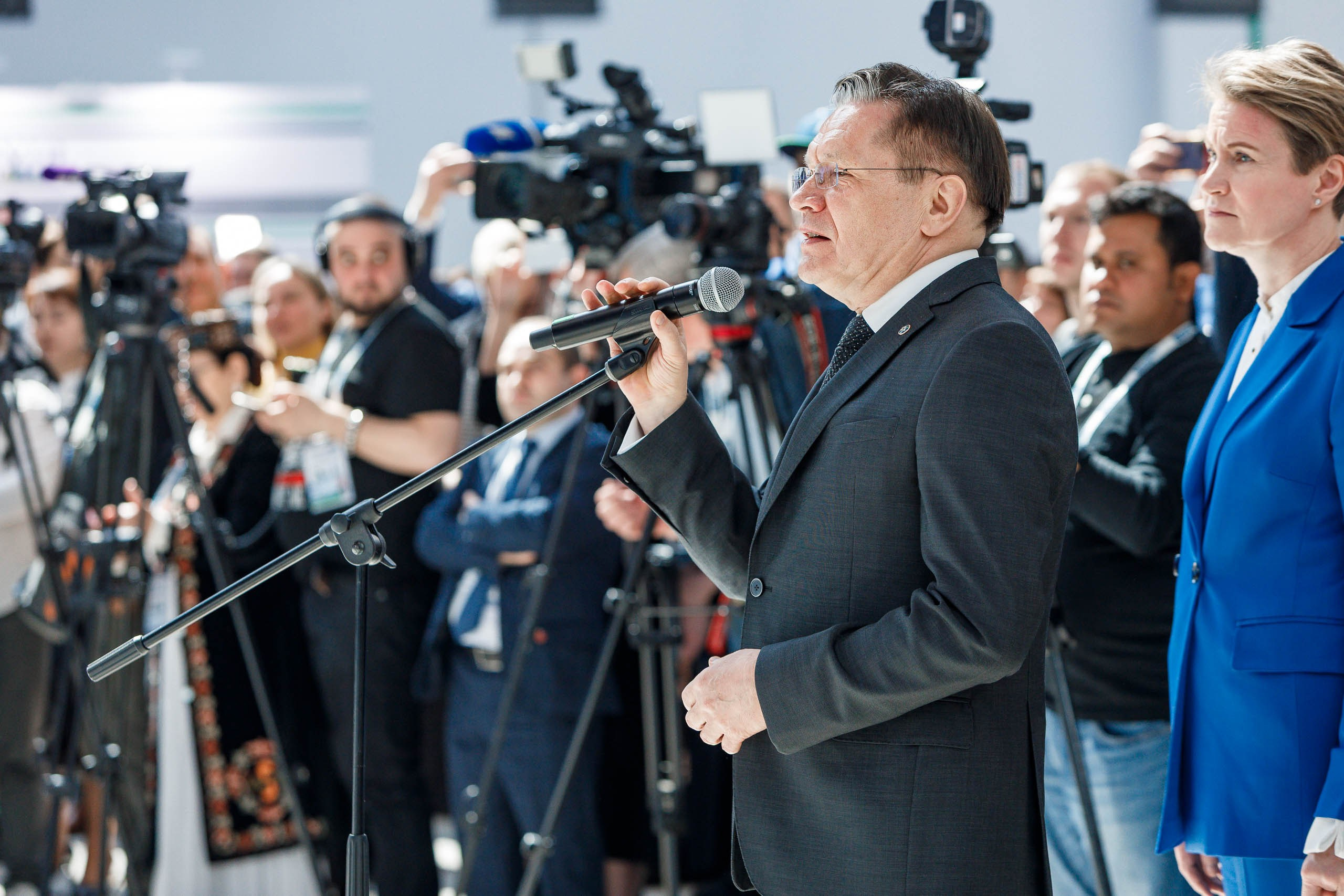 Подписания соглашений на форуме ATOM EXPO XIII 2024 в Сириусе. Репортажный фотограф в Москве, Сочи и Санкт-Петербурге