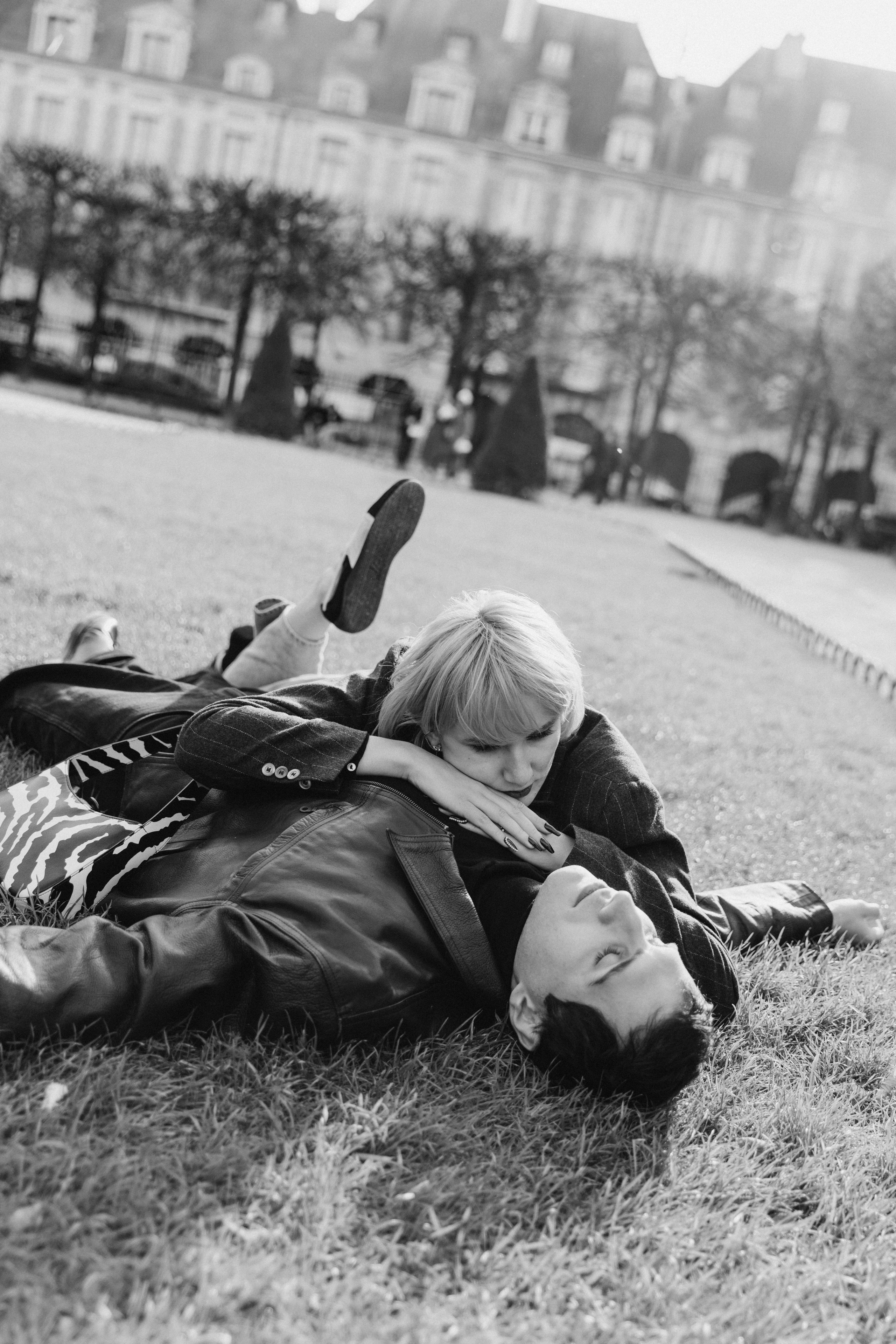 First love is something that lasts forever. Photographer in Paris