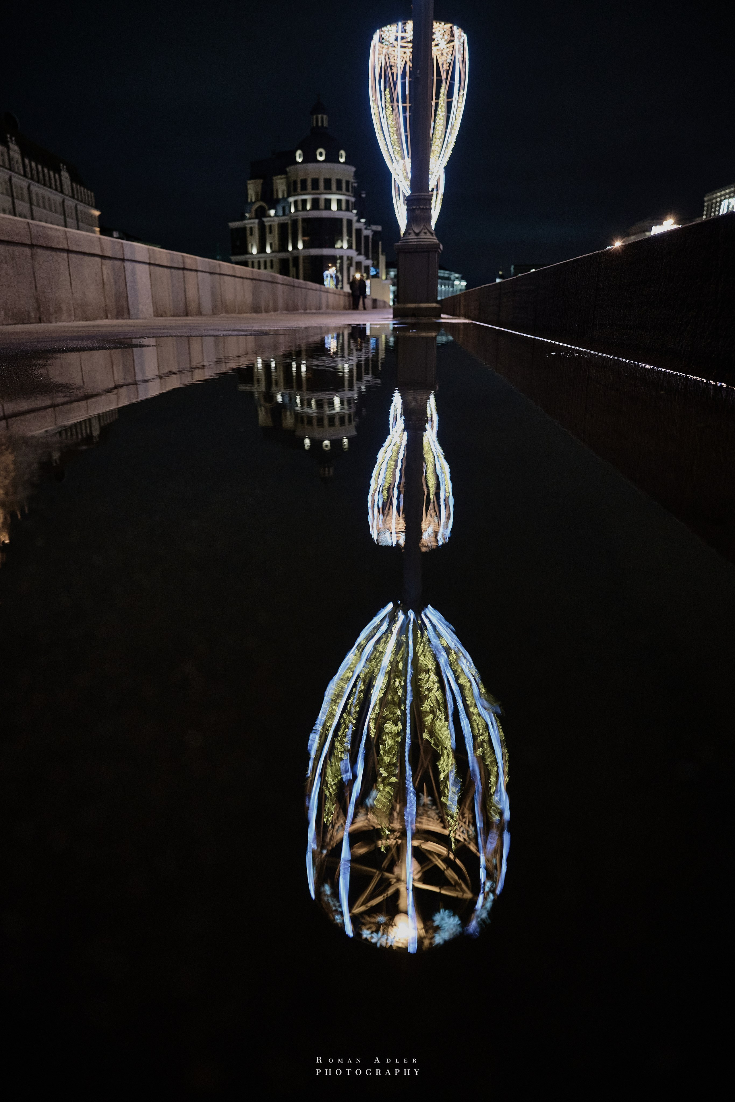 Новогодняя ночная Москва 2025. Фотограф Роман Адлер