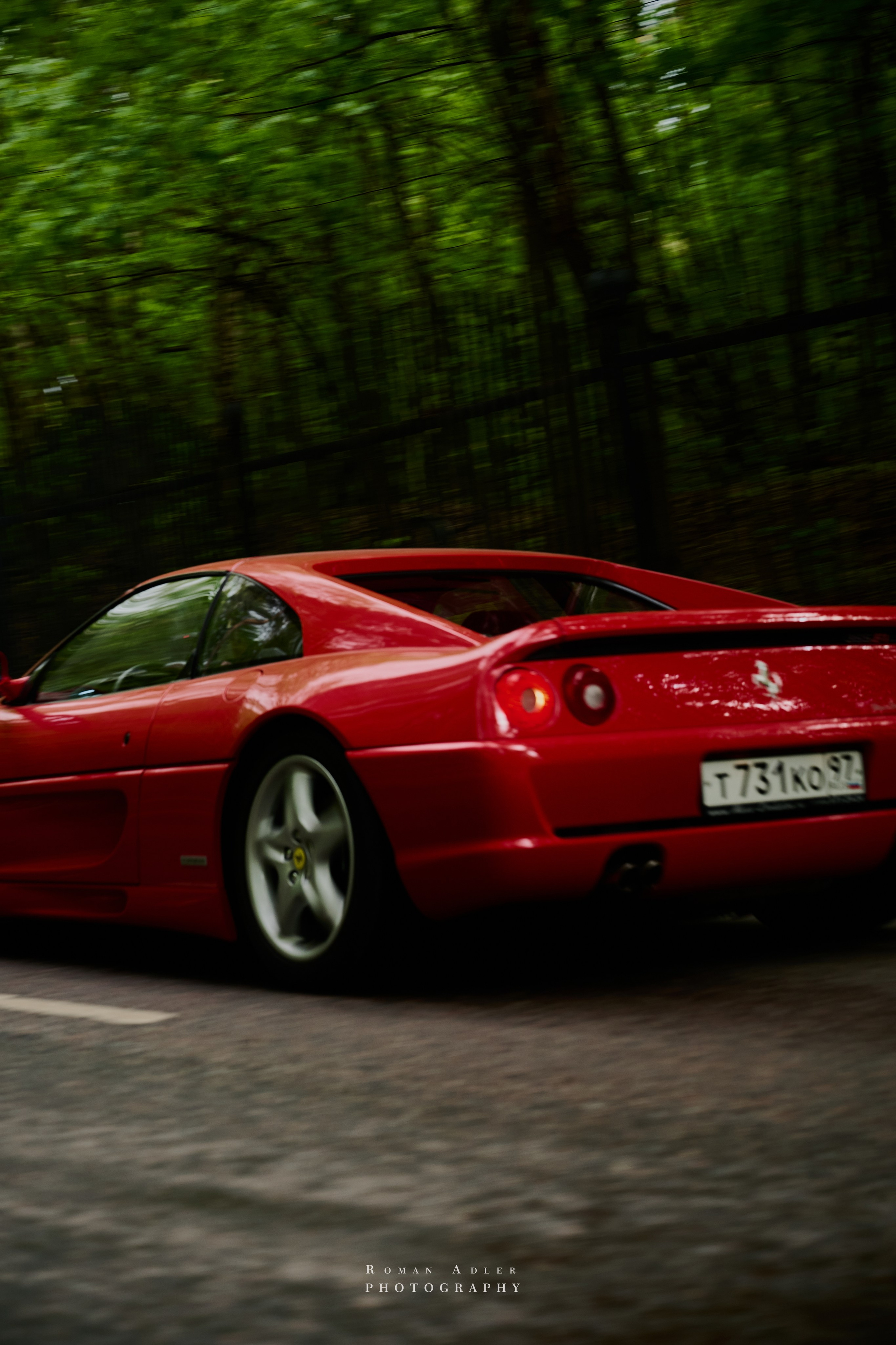 Ferrari 355 GTS. Фотограф Роман Адлер
