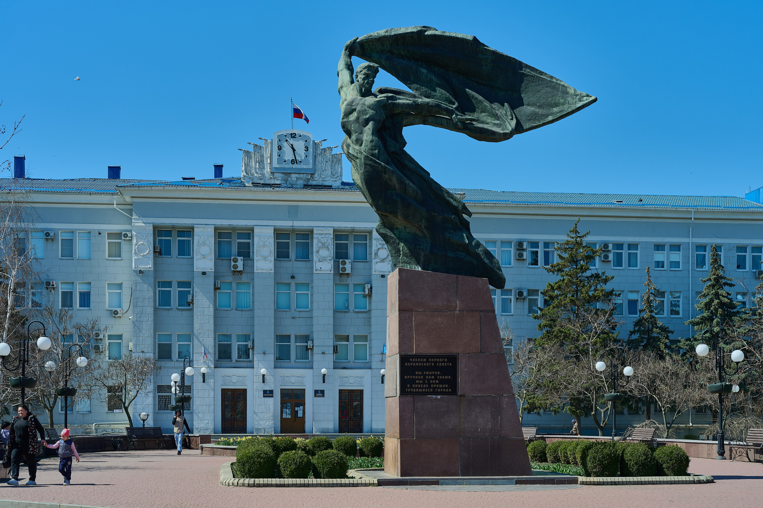 Бердянск. Апрель 2024. Фотограф Роман Адлер