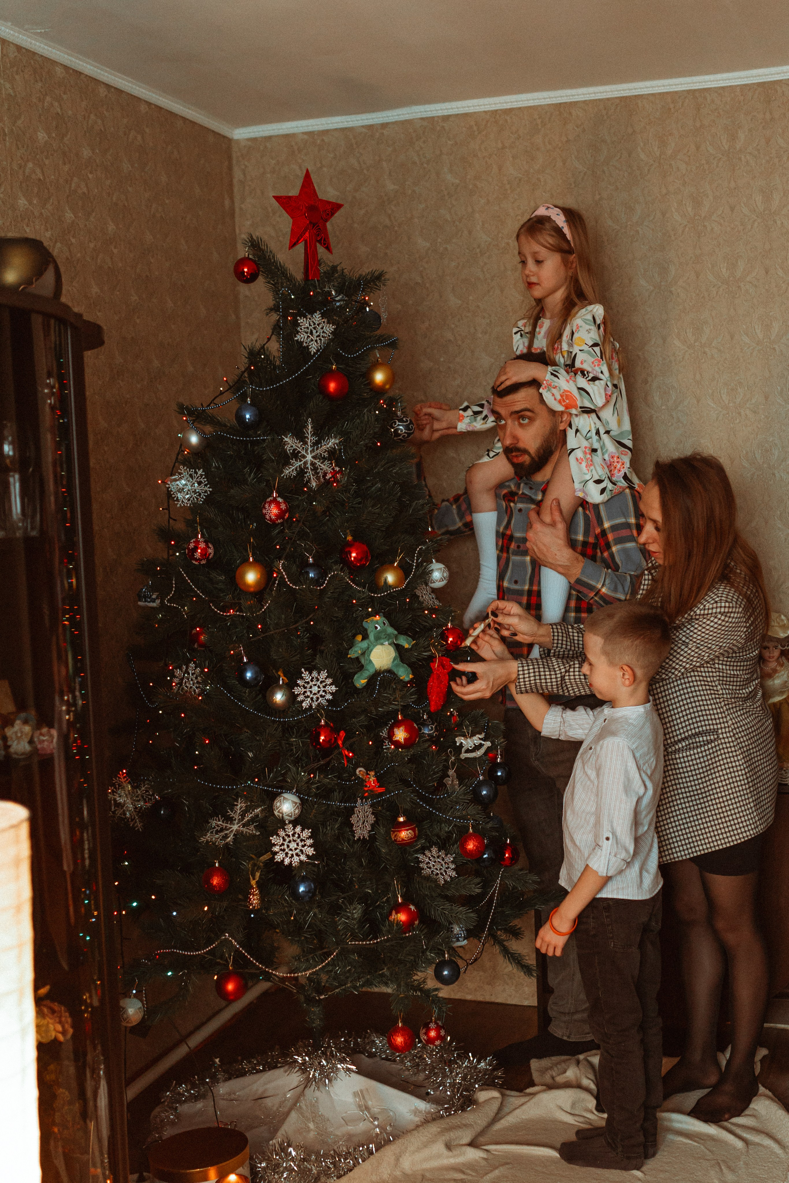 Марина с семьей. Семейный фотограф lifestyle в Новосибирске Елена Шпилевая