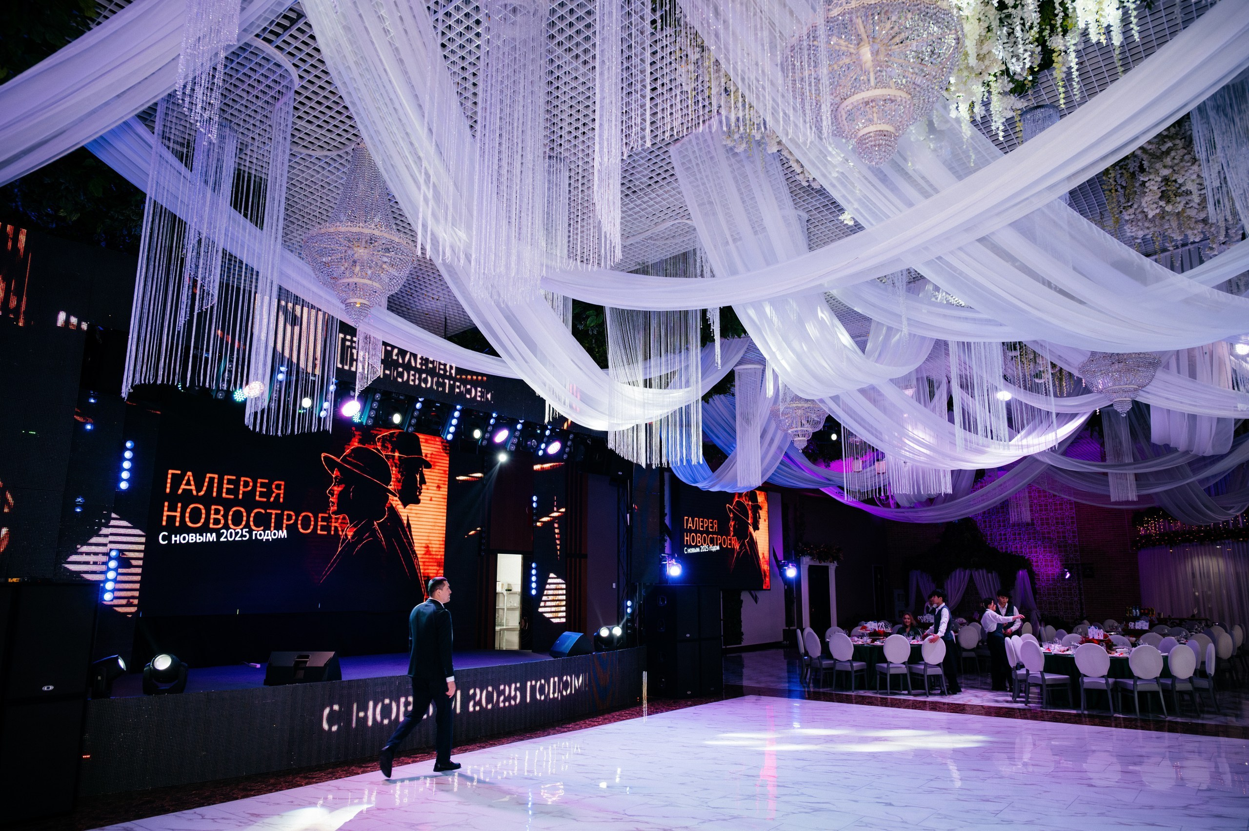 Галерея Новостроек. Фотограф в Алматы — Алексей Коньков | Репортаж, свадьбы, портреты