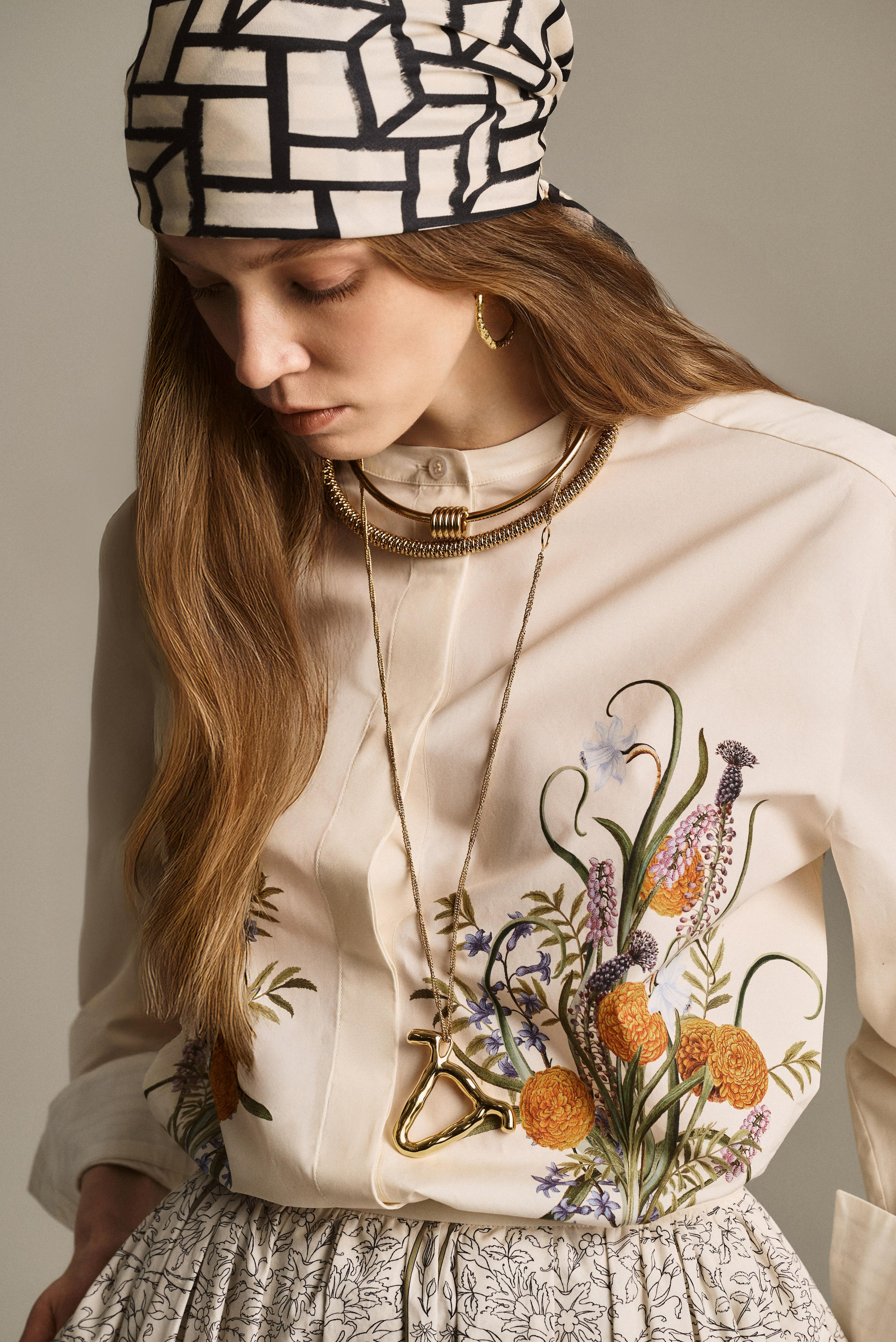 Giambattista Valli. Dolgikh Production team