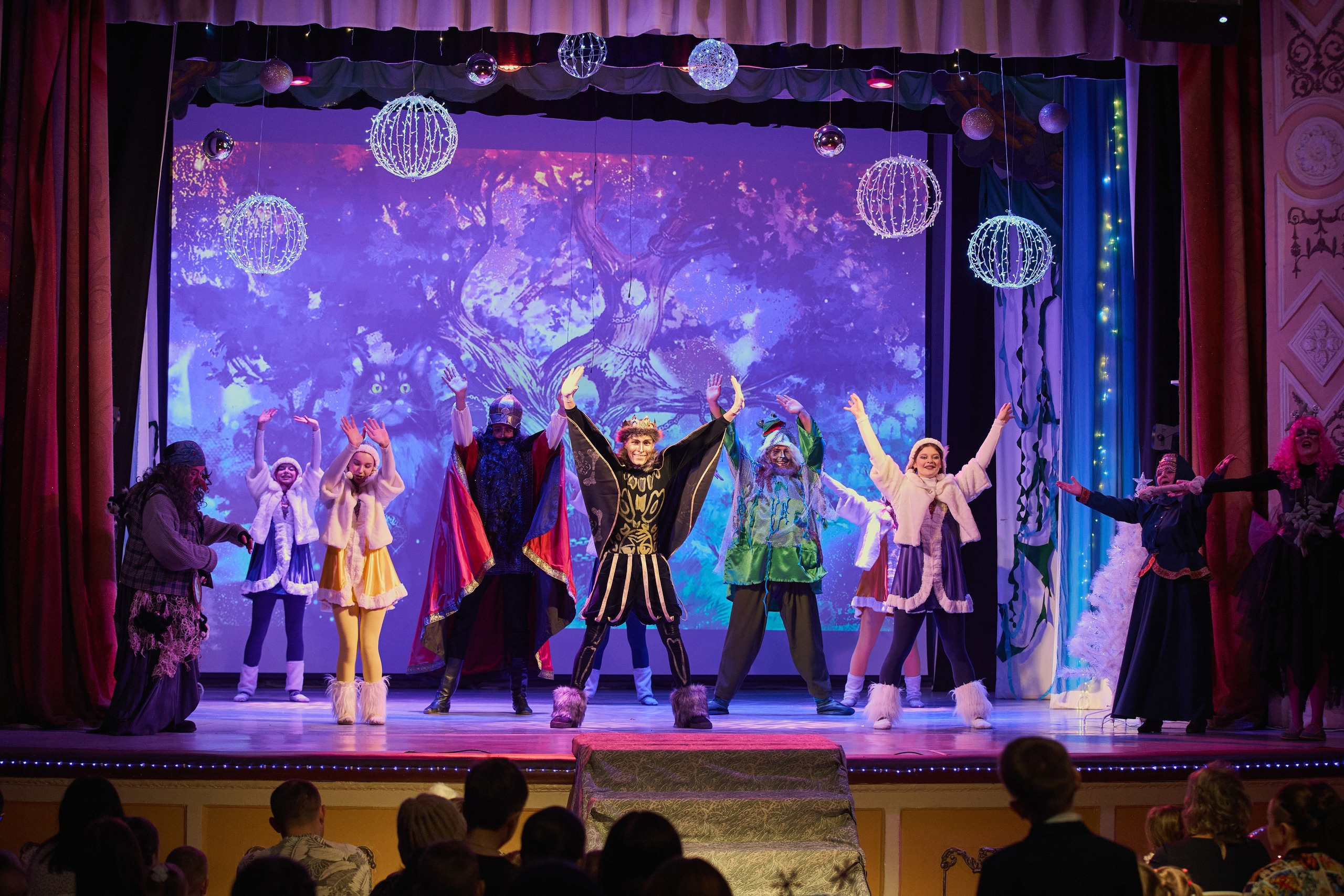 «Однажды в Лукоморье» — детская новогодняя сказка 2023 г. Дворец Культуры г. Заволжья