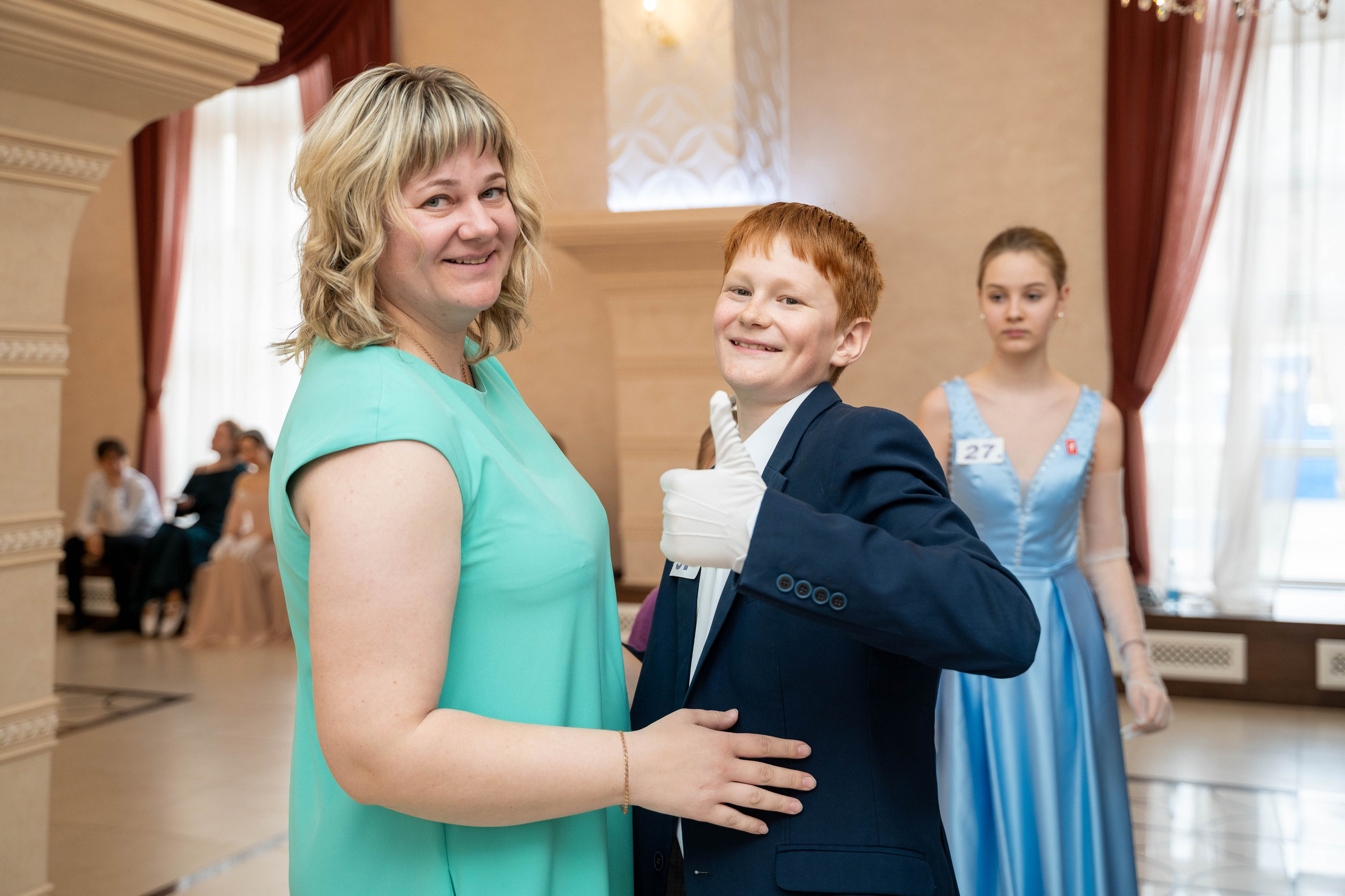 Репортажная съемка бала. Студийный фотограф в Петропавловске-Камчатском