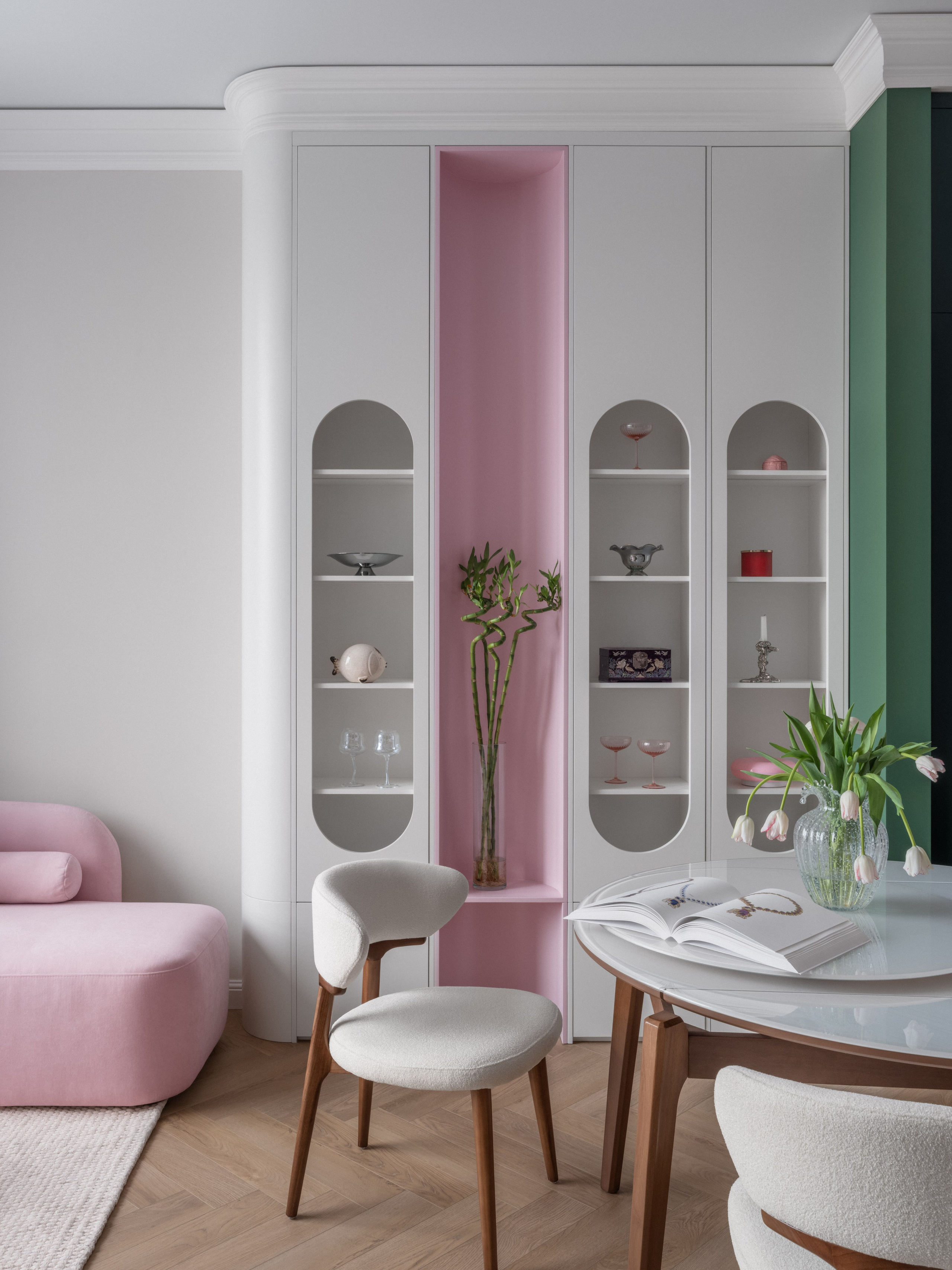 Юлия Кравцова — Metropole. Roman Yakunin — interior photographer in Almaty, Kazakhstan