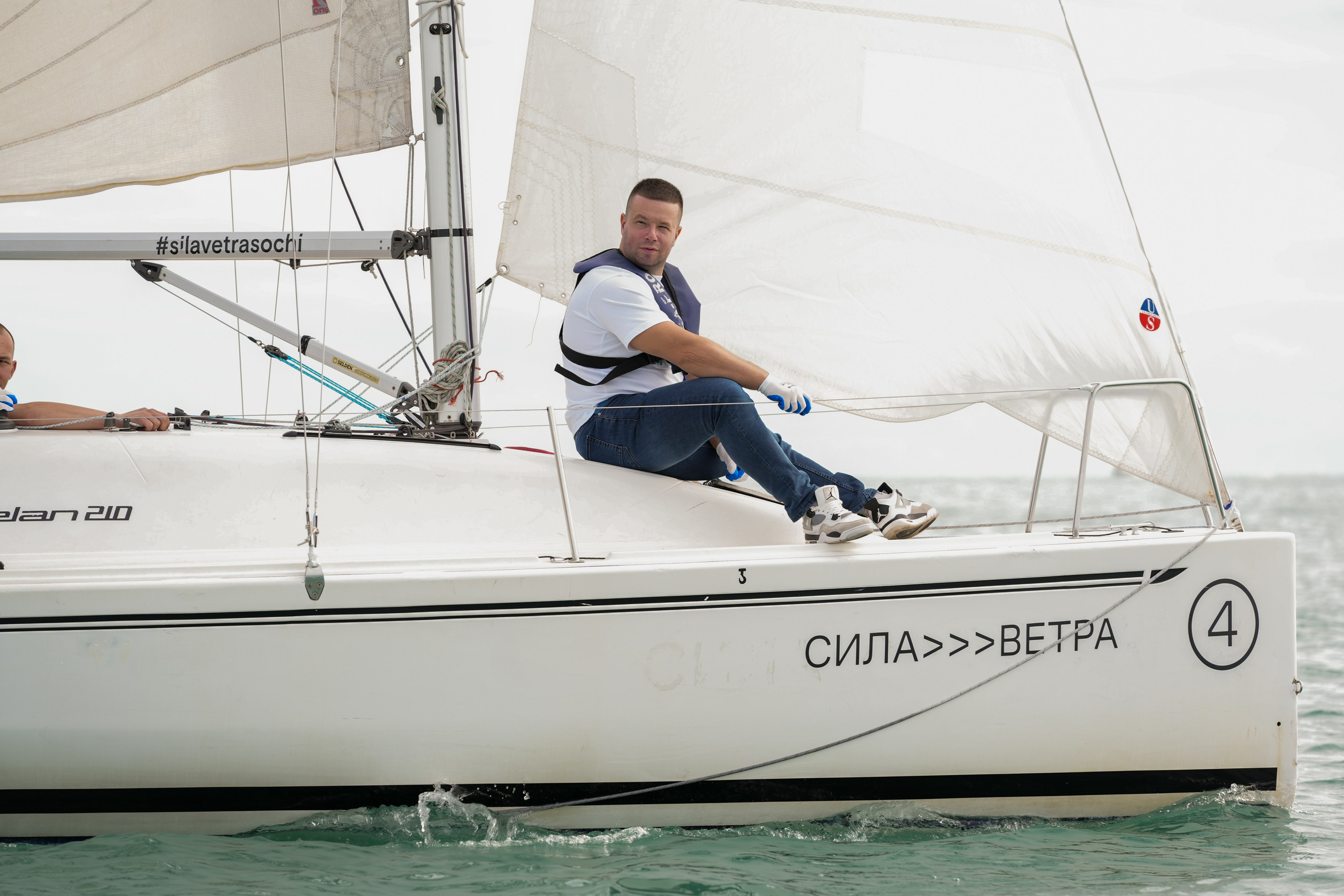 Яхтенная регата для компании Агрегатка. Репортажный фотограф в Красной Поляне и Сочи Павлюченко Екатерина