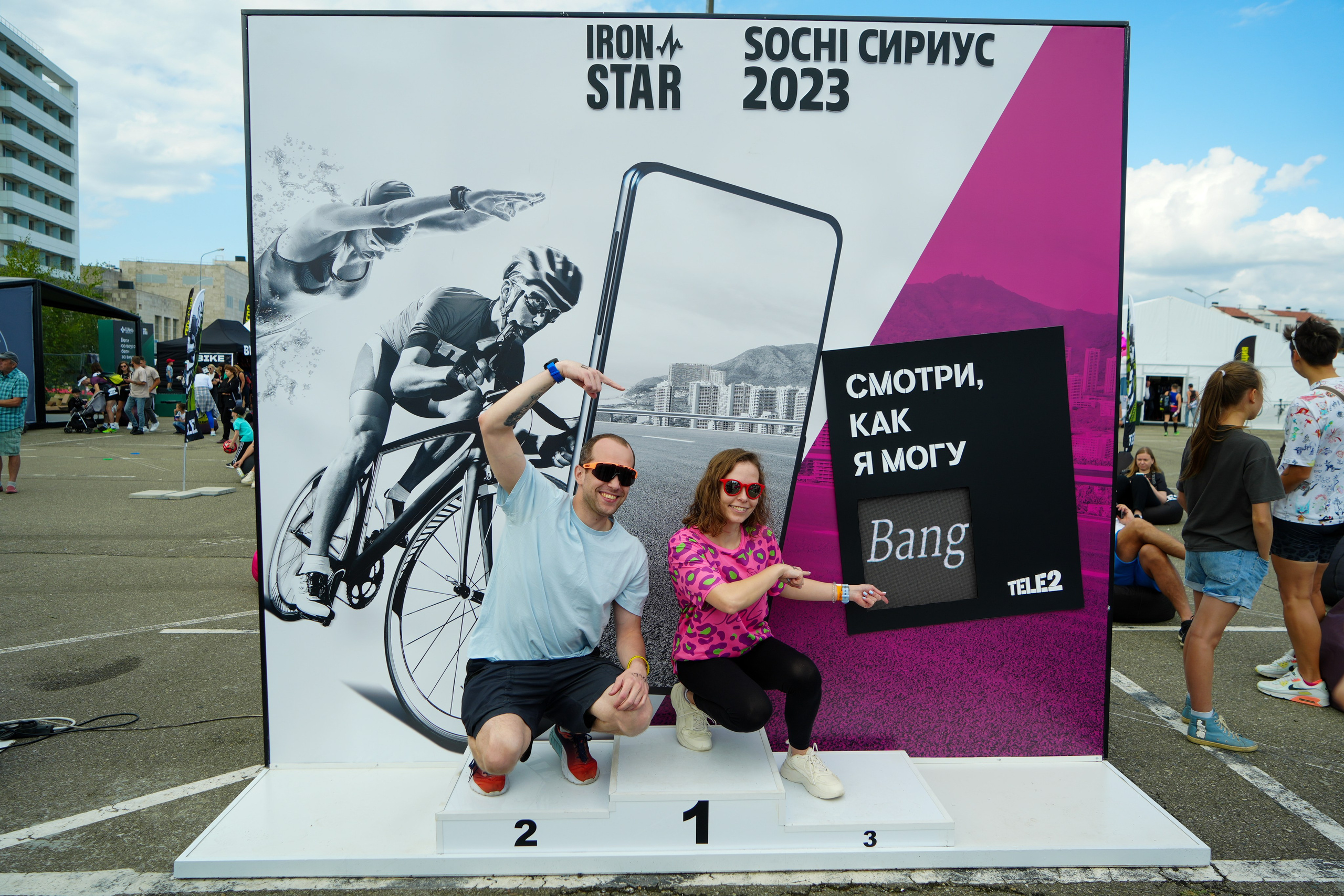 Фотоотчет партнерской интеграции для компании TELE2 на фестивале Ironstar. Репортажный фотограф в Красной Поляне и Сочи Павлюченко Екатерина