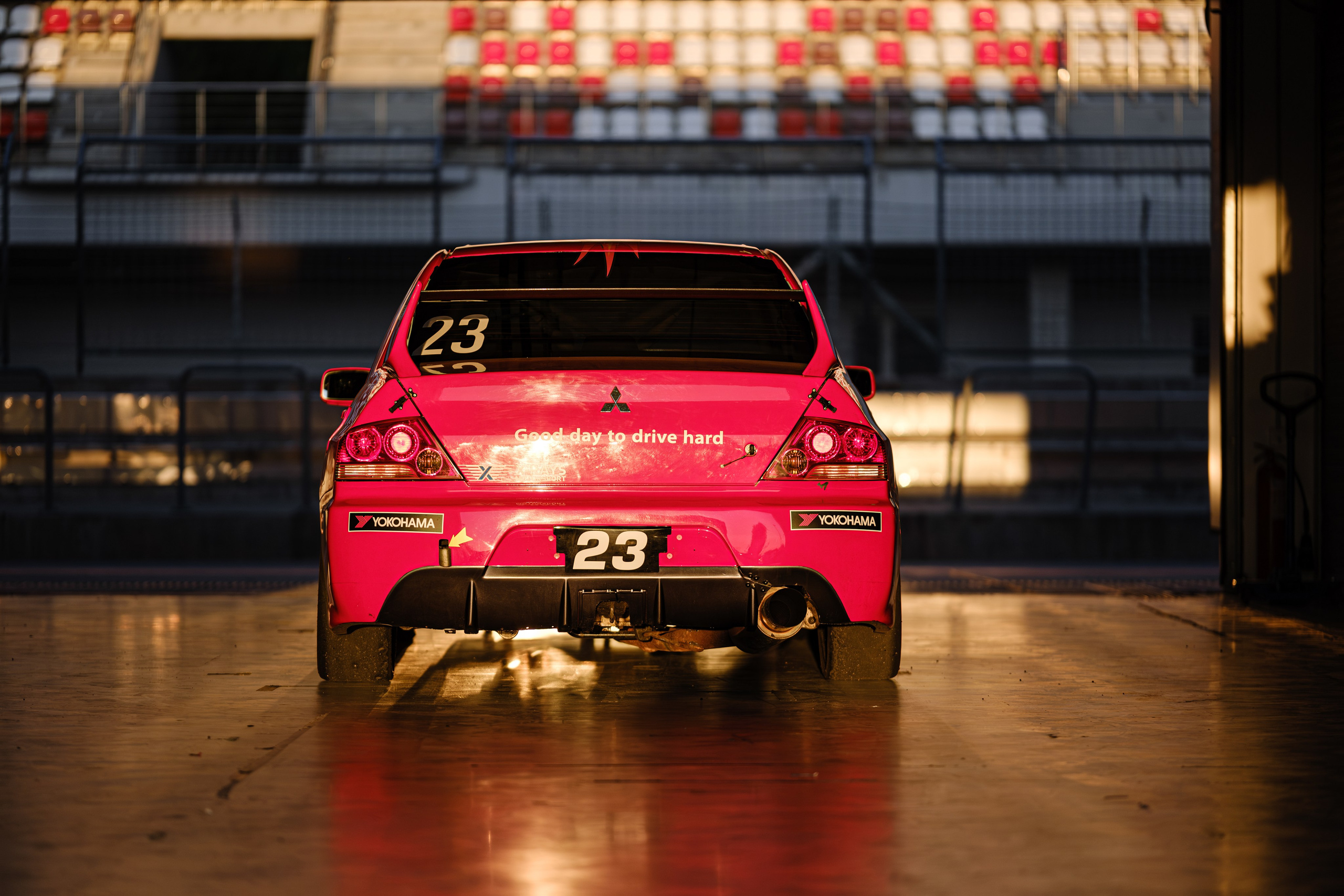 Российская серия гонок на выносливость. Авто и мотоспорт — фотограф Антон Медведев iCoguar