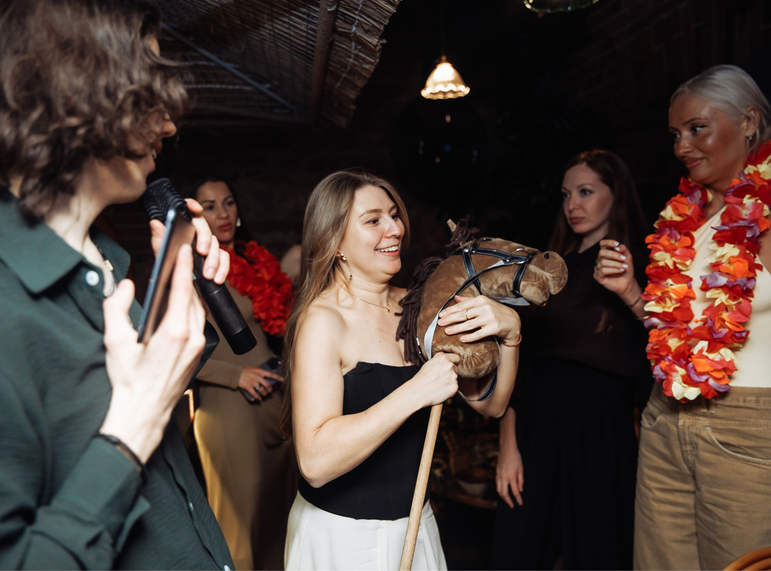 Ведущий мероприятий Илья Копа