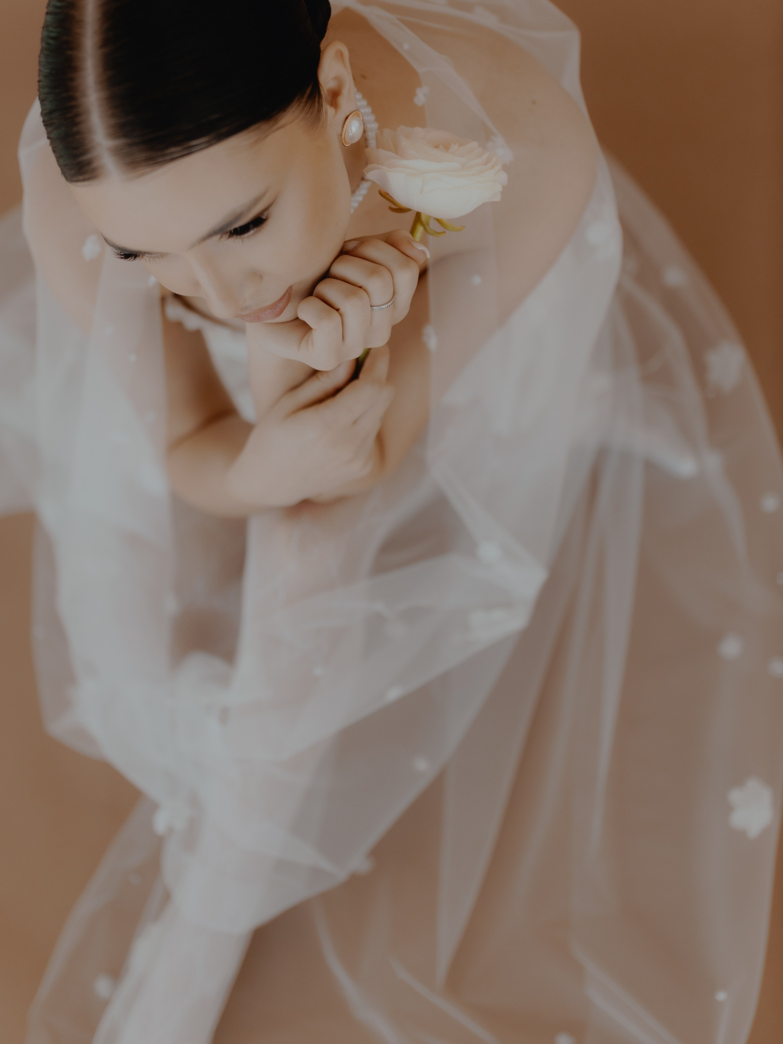 Мария в ArtModa (вариант утра невесты). Свадебные фотографы в Гомеле и Минске Сергей и Анастасия Фещенок