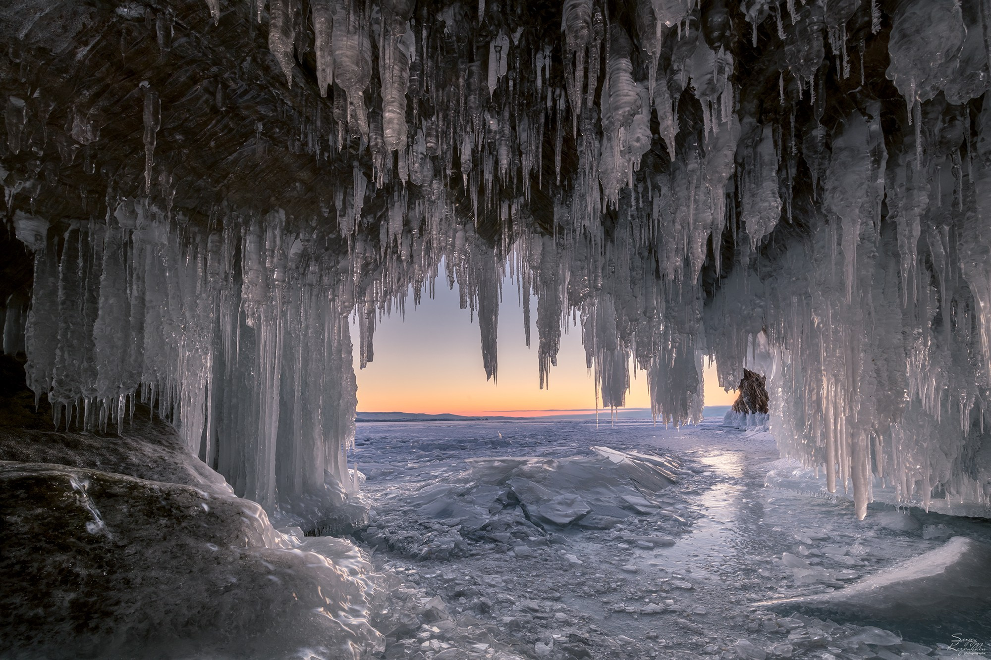 Малое море, окрестности Ольхона. 106-0203
