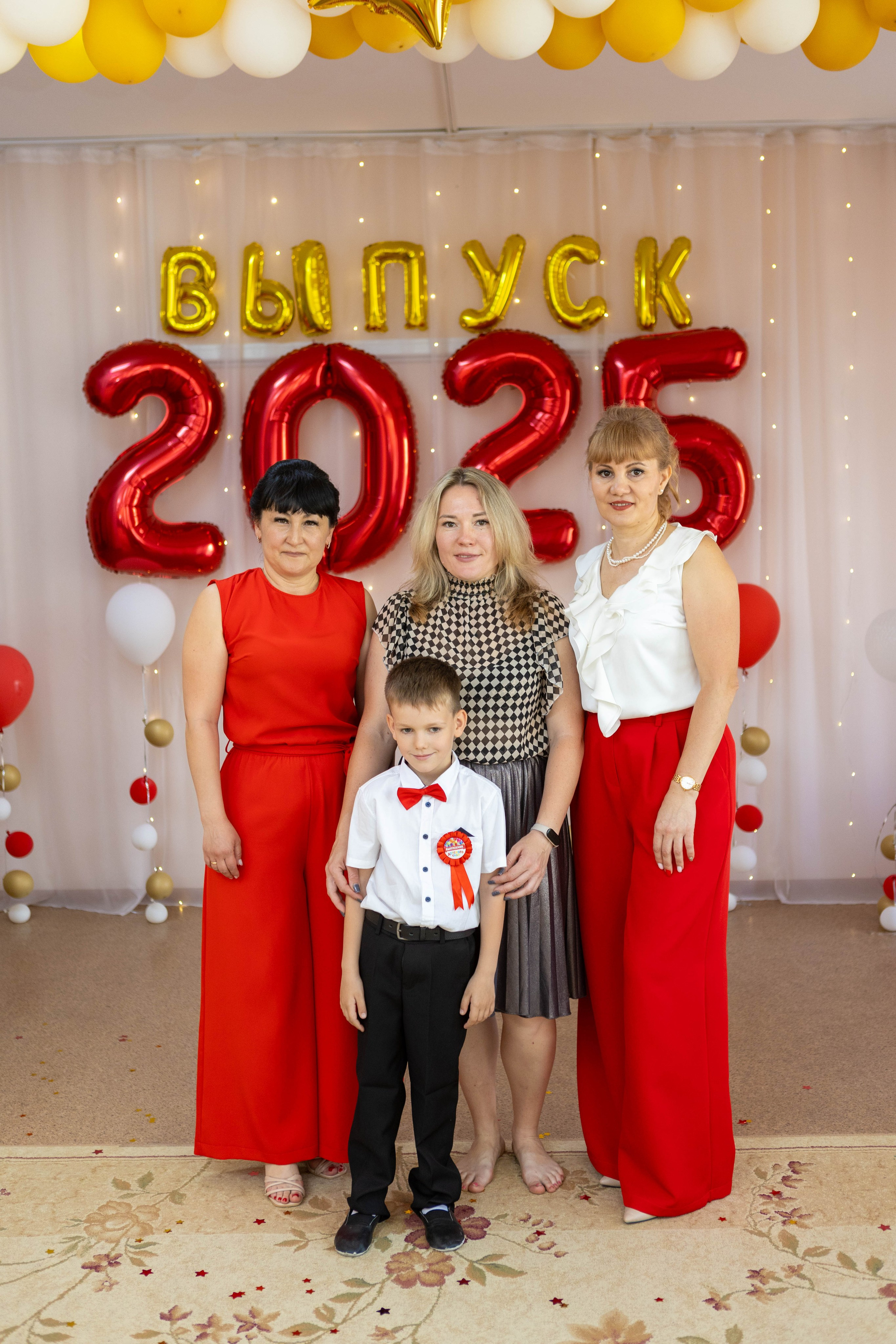 Выпускной в детскому саду 2025 год. Свадебный и предметный фотограф Ренат Каламперов