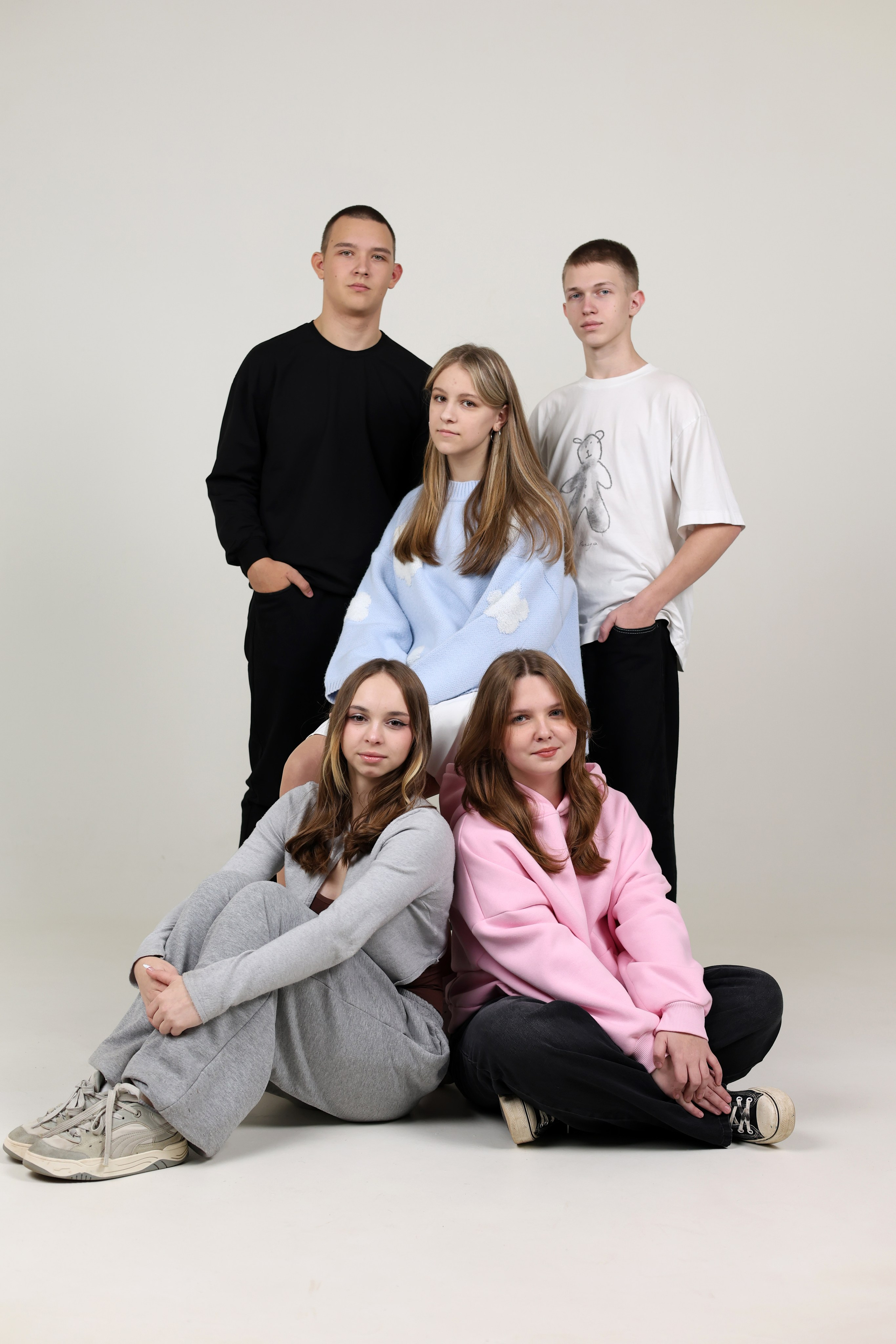 Старшие классы. Выпускные альбомы, индивидуальные фотосессии в Костроме