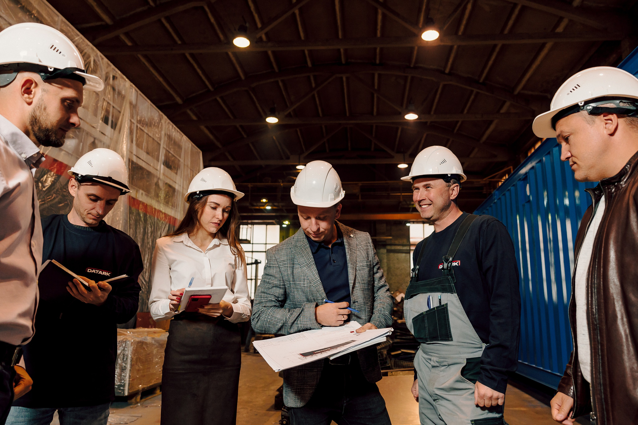 Datark — Совещание и производство. Лёшка Варзегов — фотограф