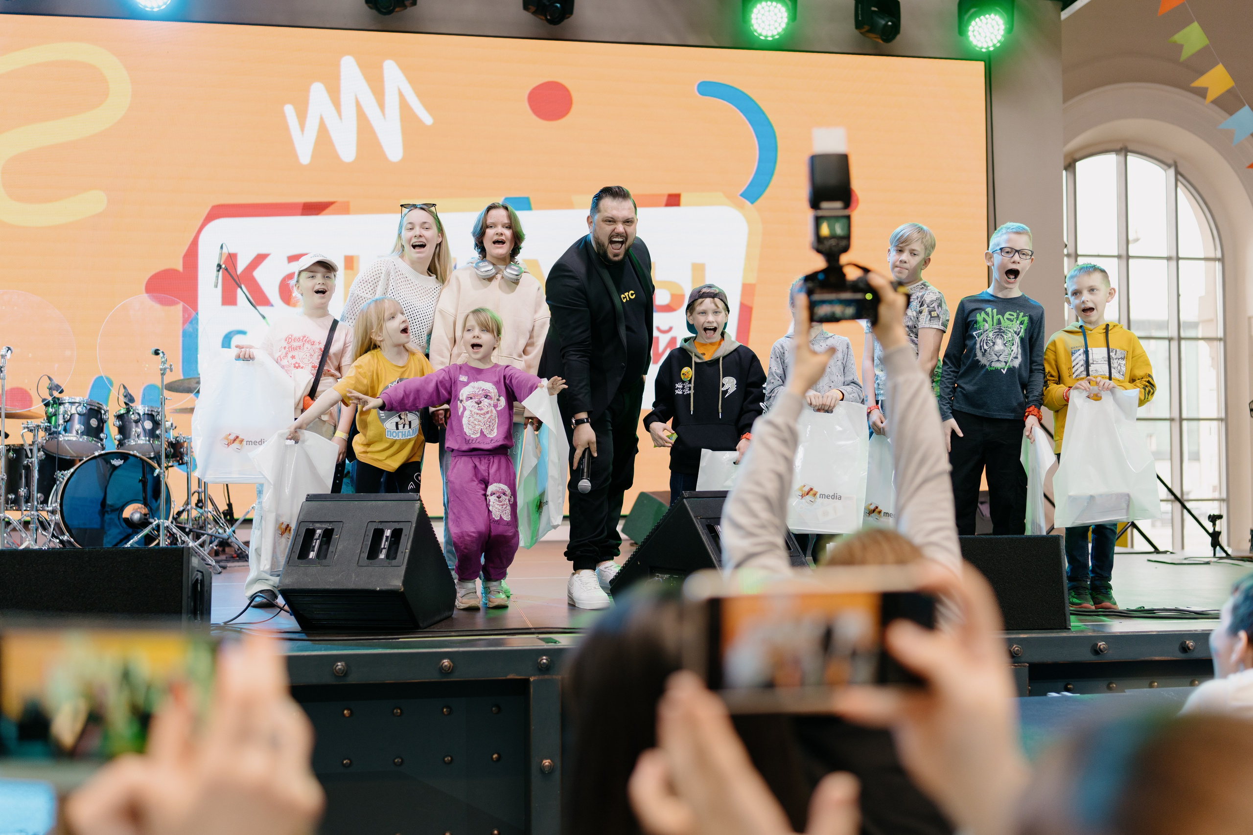 Три кота на «Каникулы с Комсомолкой» 04.05.24. Свадебный и семейный фотограф в Санкт-Петербурге Дмитрий Панин