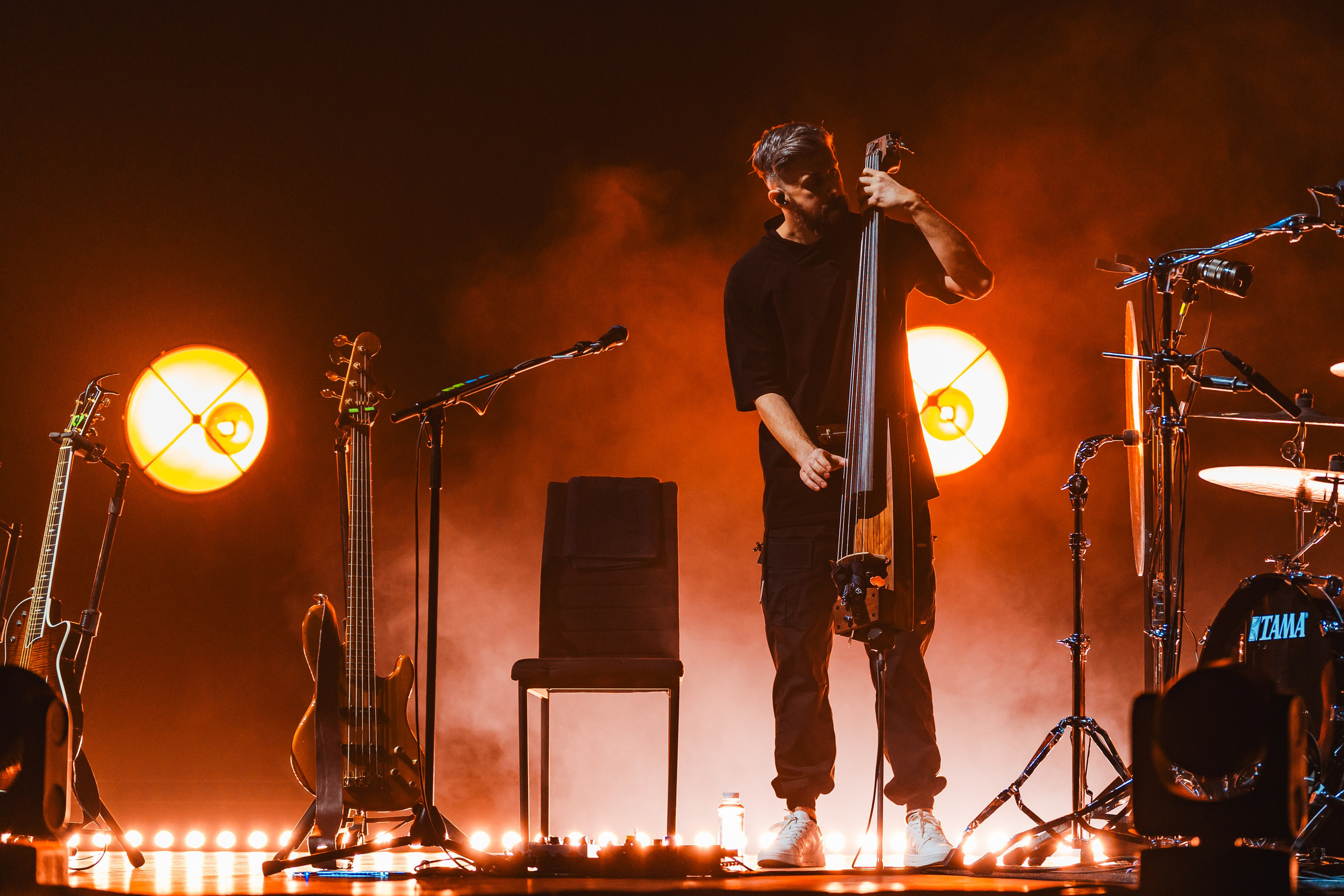 Звери. Магия музыки в кадре: Концертная Фотография