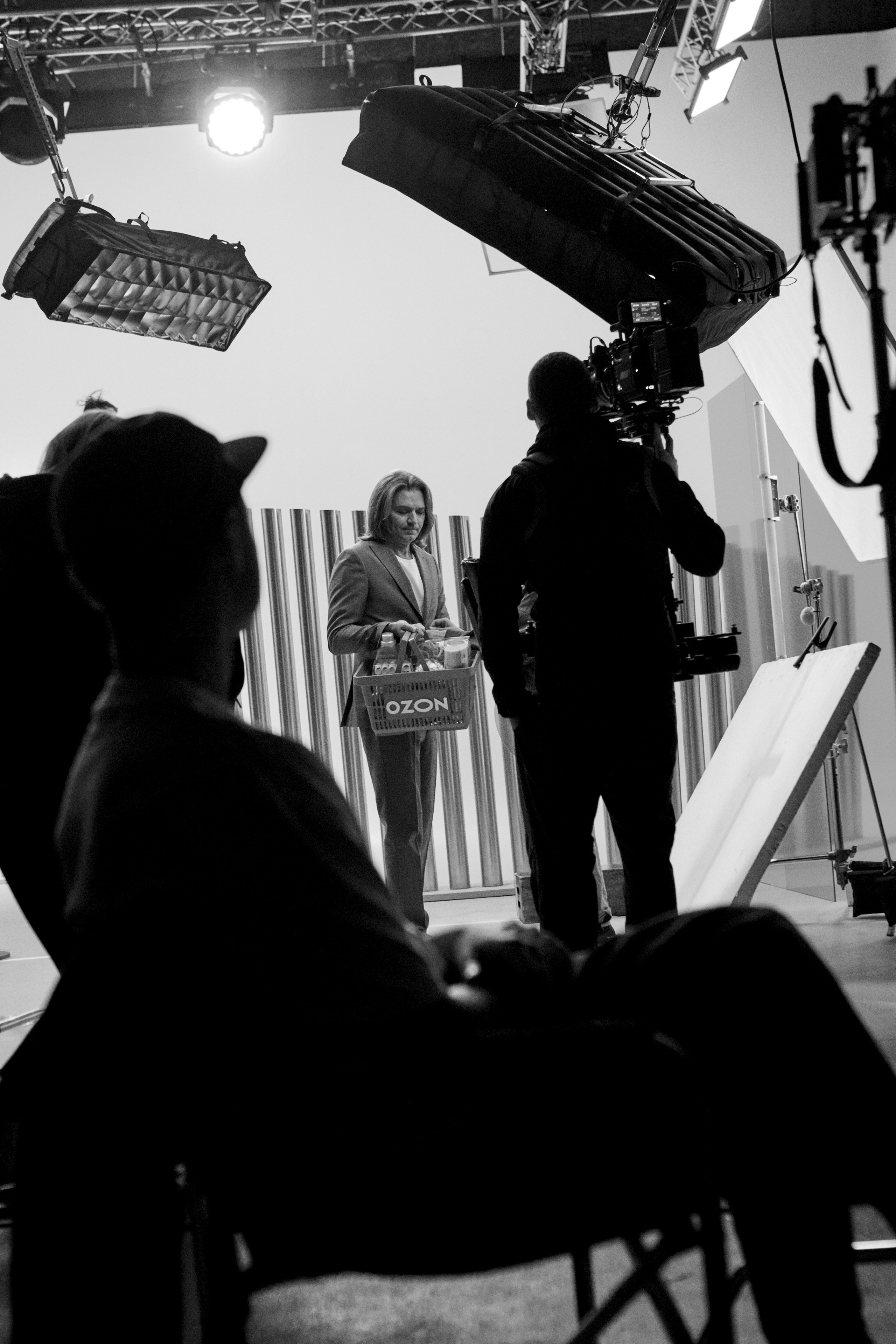 OZON. Евгений Бреча. Коммерческий и бэкстейдж фотограф в Москве