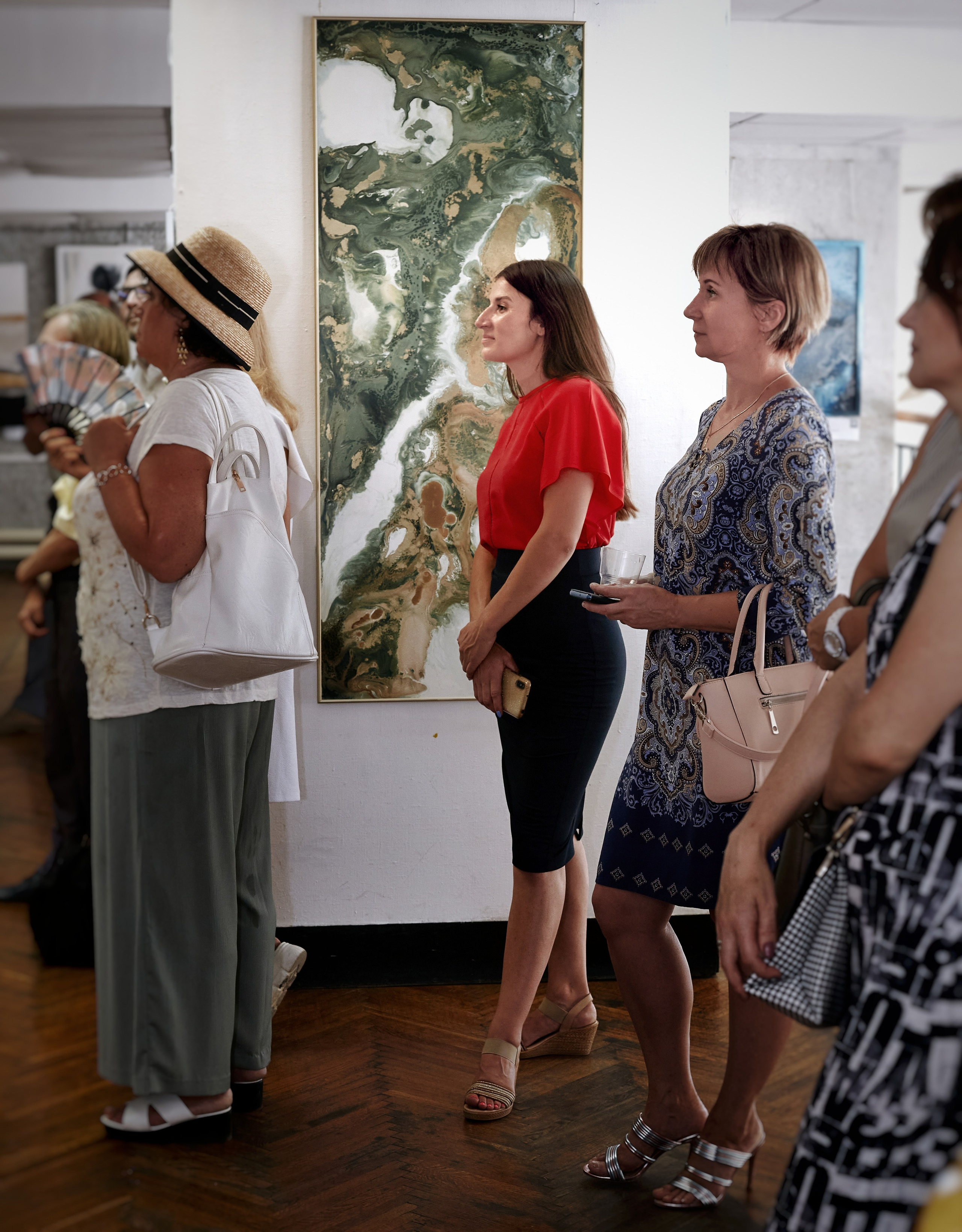 О Надежде Бородиной – Мастере Современного исткусства. Купить premium art, интерьерные картины в интернет-магазине MONA