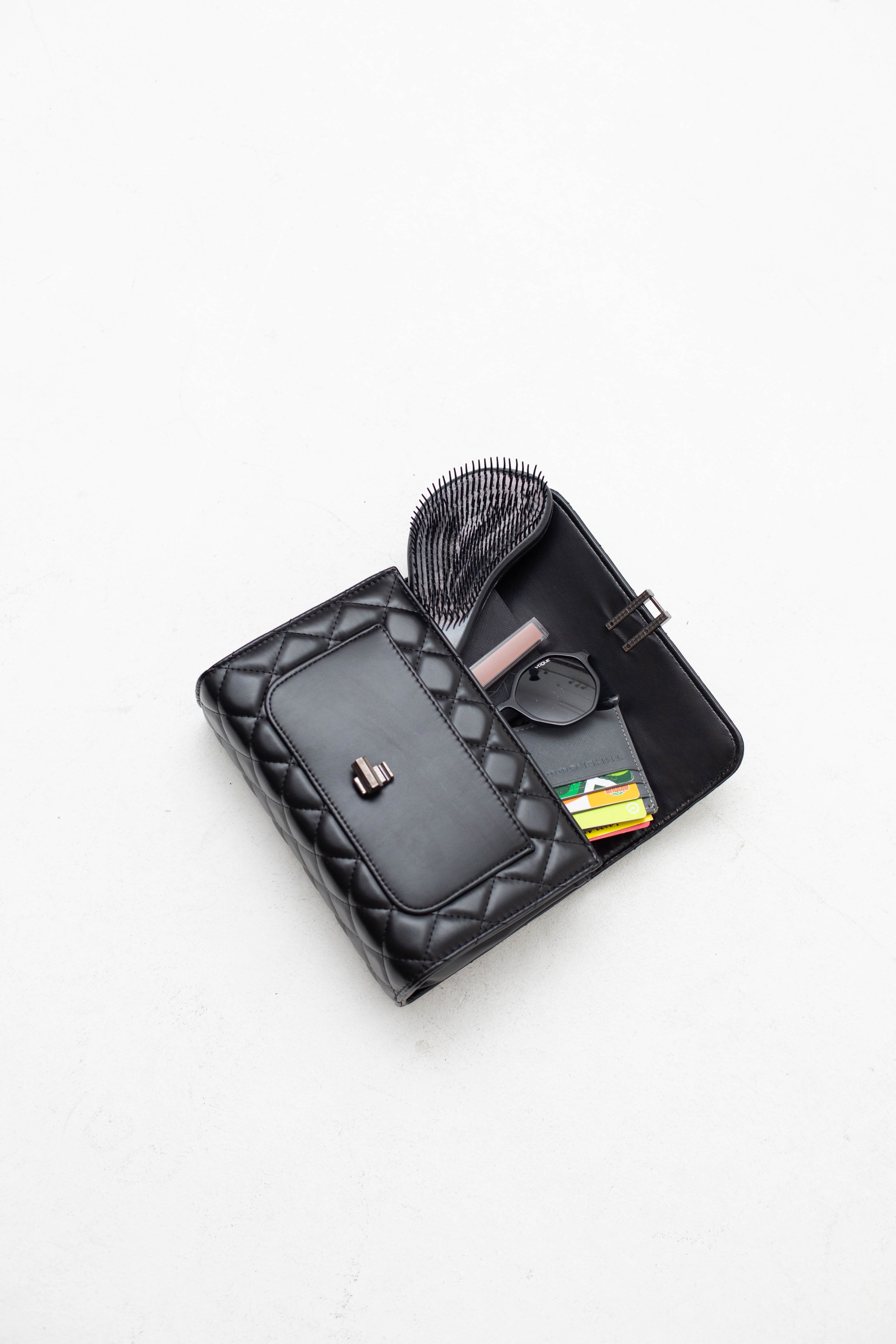 Контент съёмки одежды. Фотограф и видеограф Иркутск, семейная фотосессия, фото для аватарки