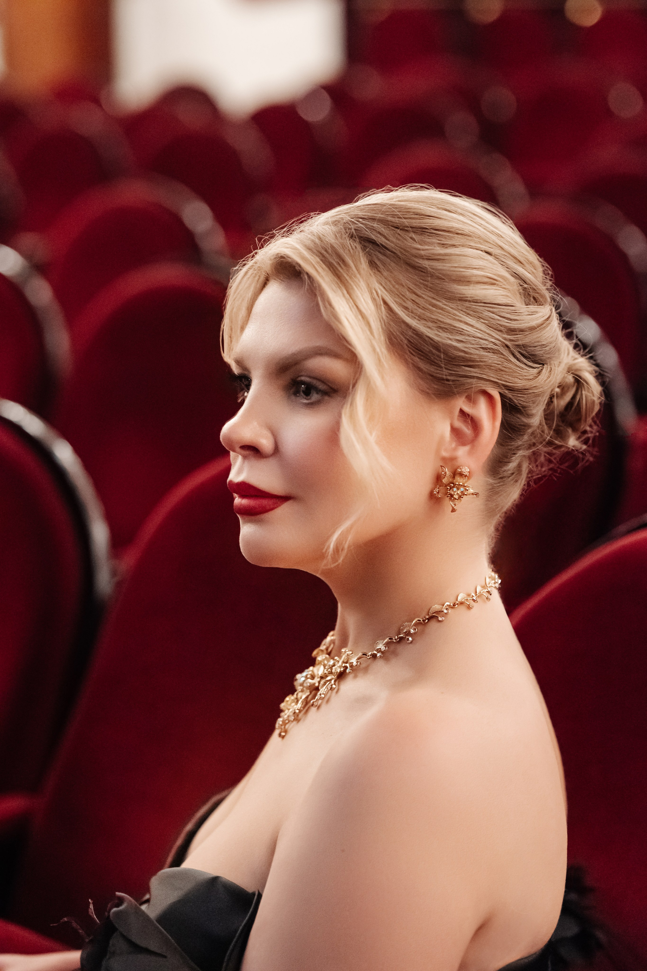 Фотопроект ТЕАТР. Анна Подчас — фотограф роскошных и успешных