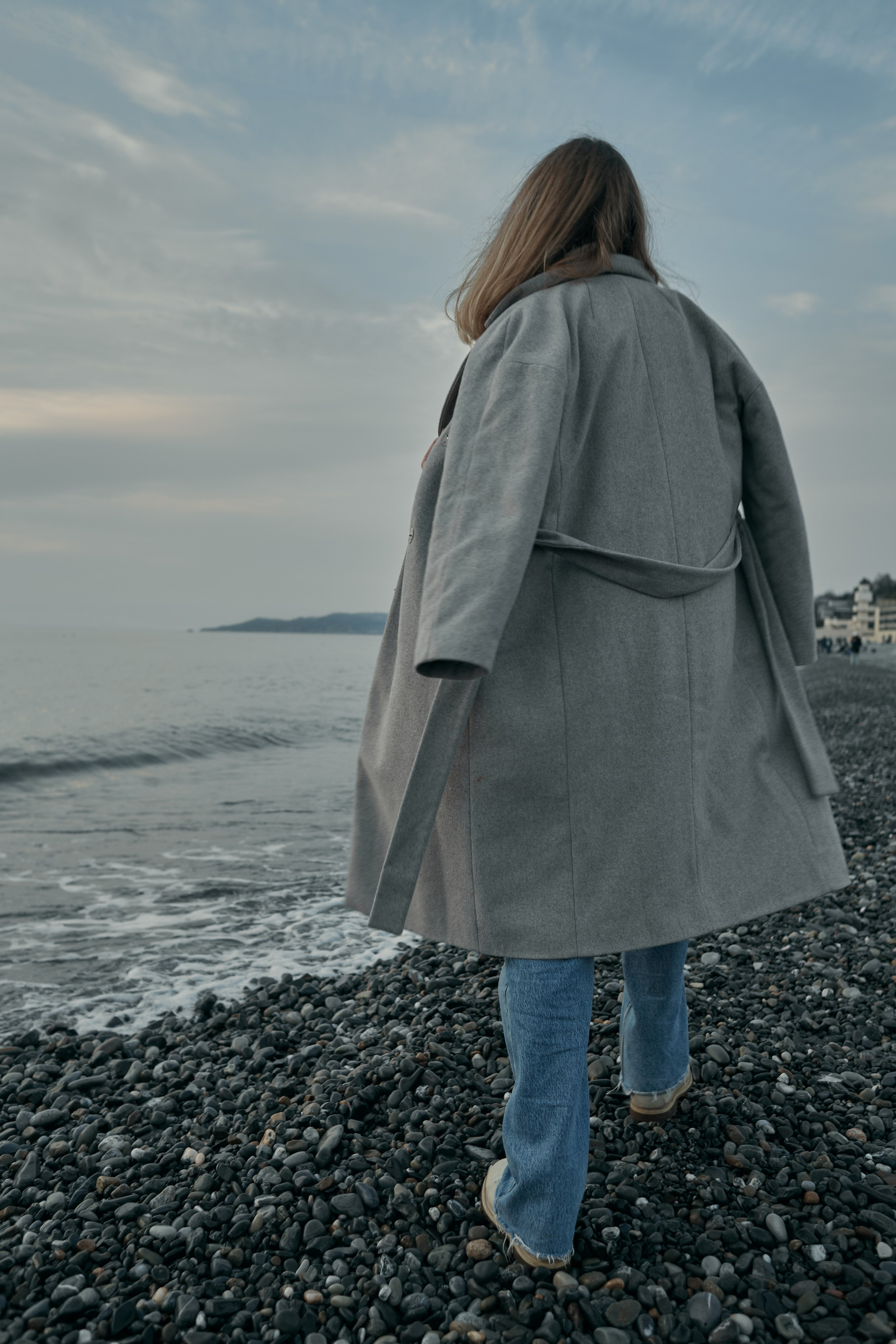 Виолетта. Прогулка у Черного моря. Портретный фотограф Санкт-Петербург, Пхукет