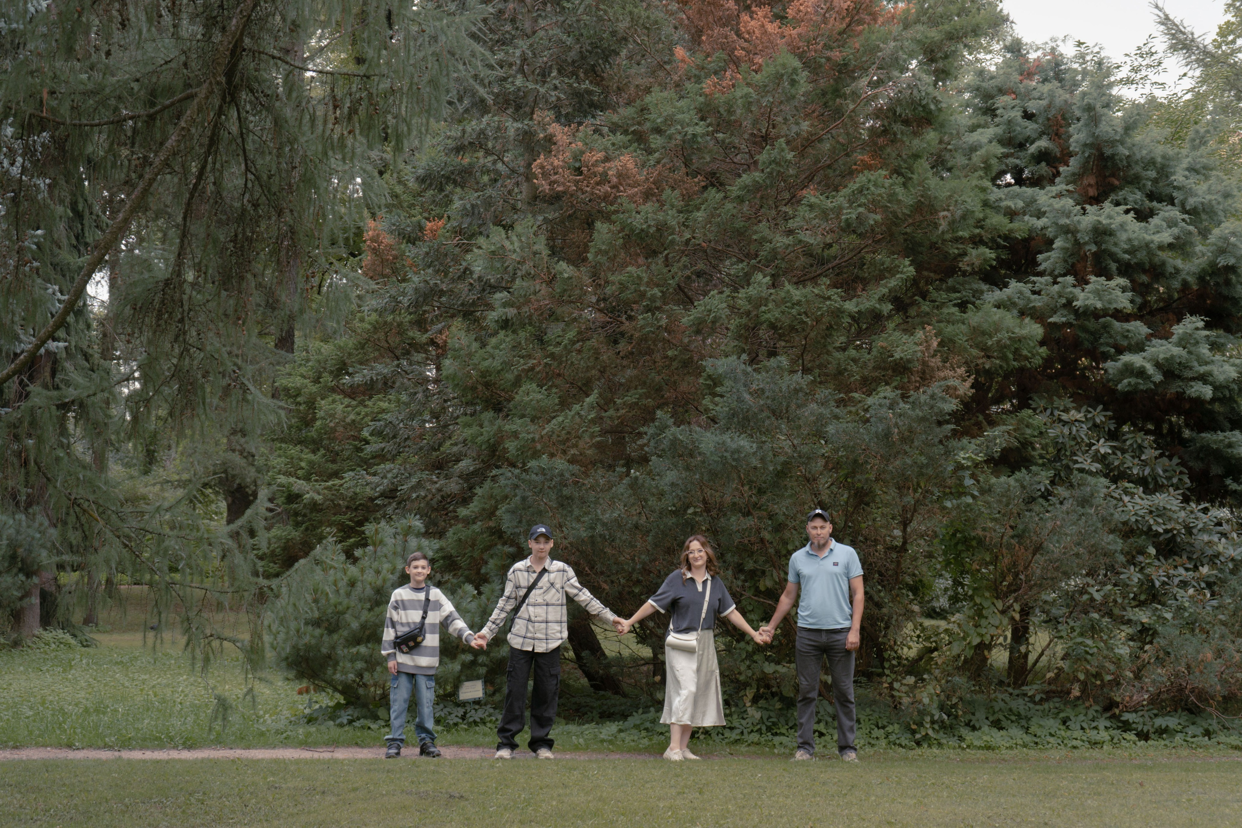 Бэкстейдж фотосессии подопечных фонда Адвита и их семей. Юля Мурашова портретный и документальный фотограф