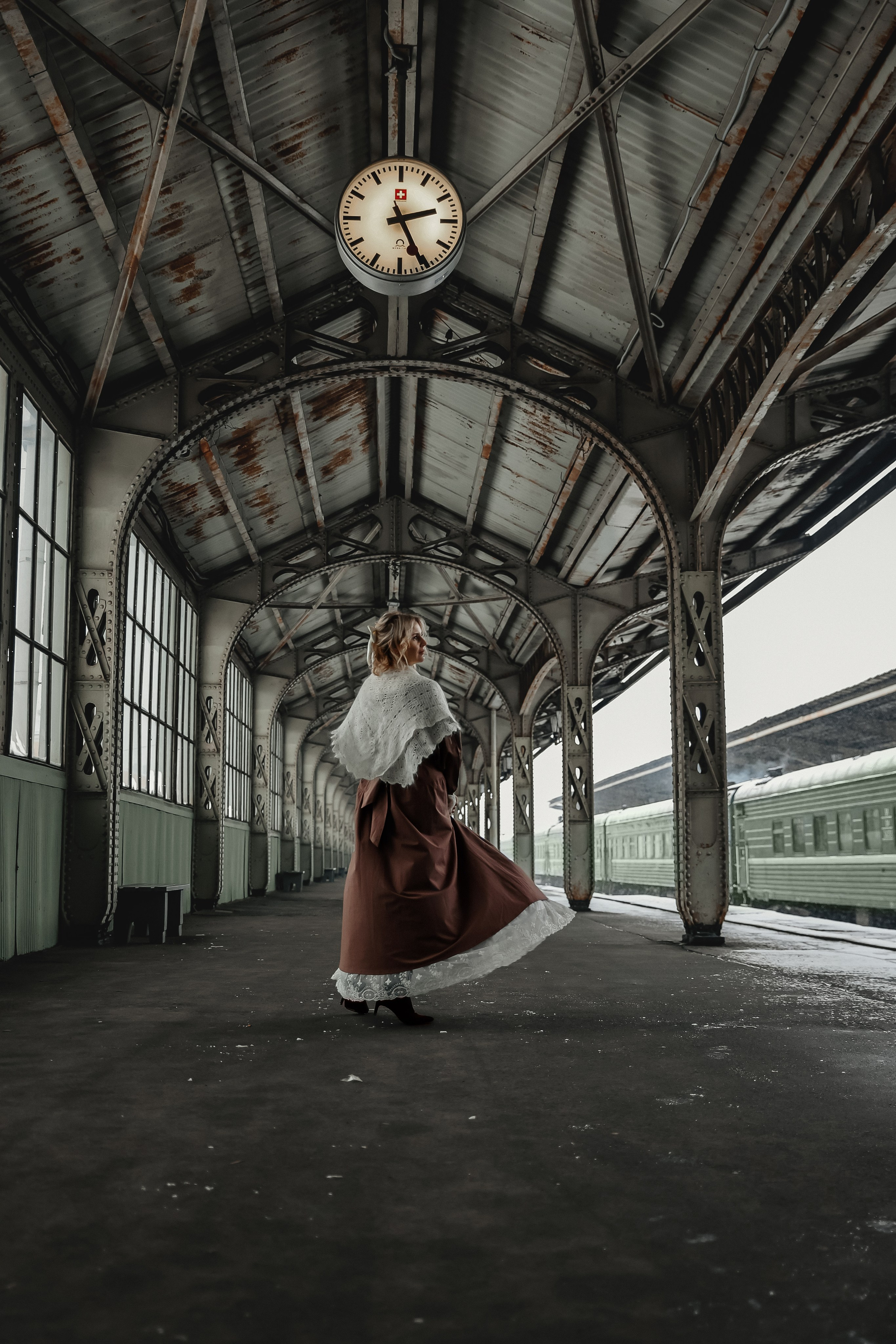 Ретро съемка на Витебском вокзале. Фотограф — Татьяна Кириллова, г. Санкт-Петербург