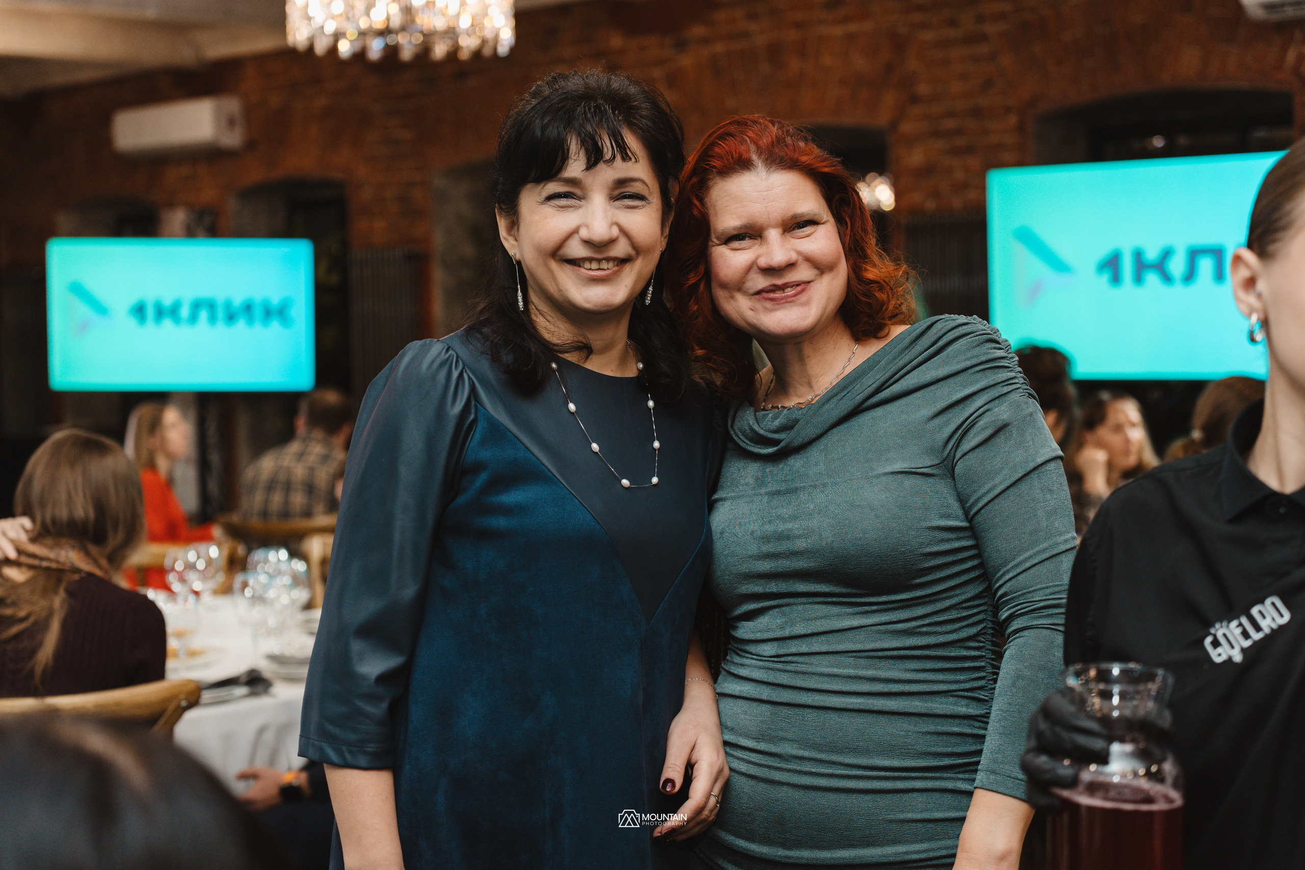 1klick End of year Party. Я занимаюсь событийной, свадебной, товарной, студийной… фотографией