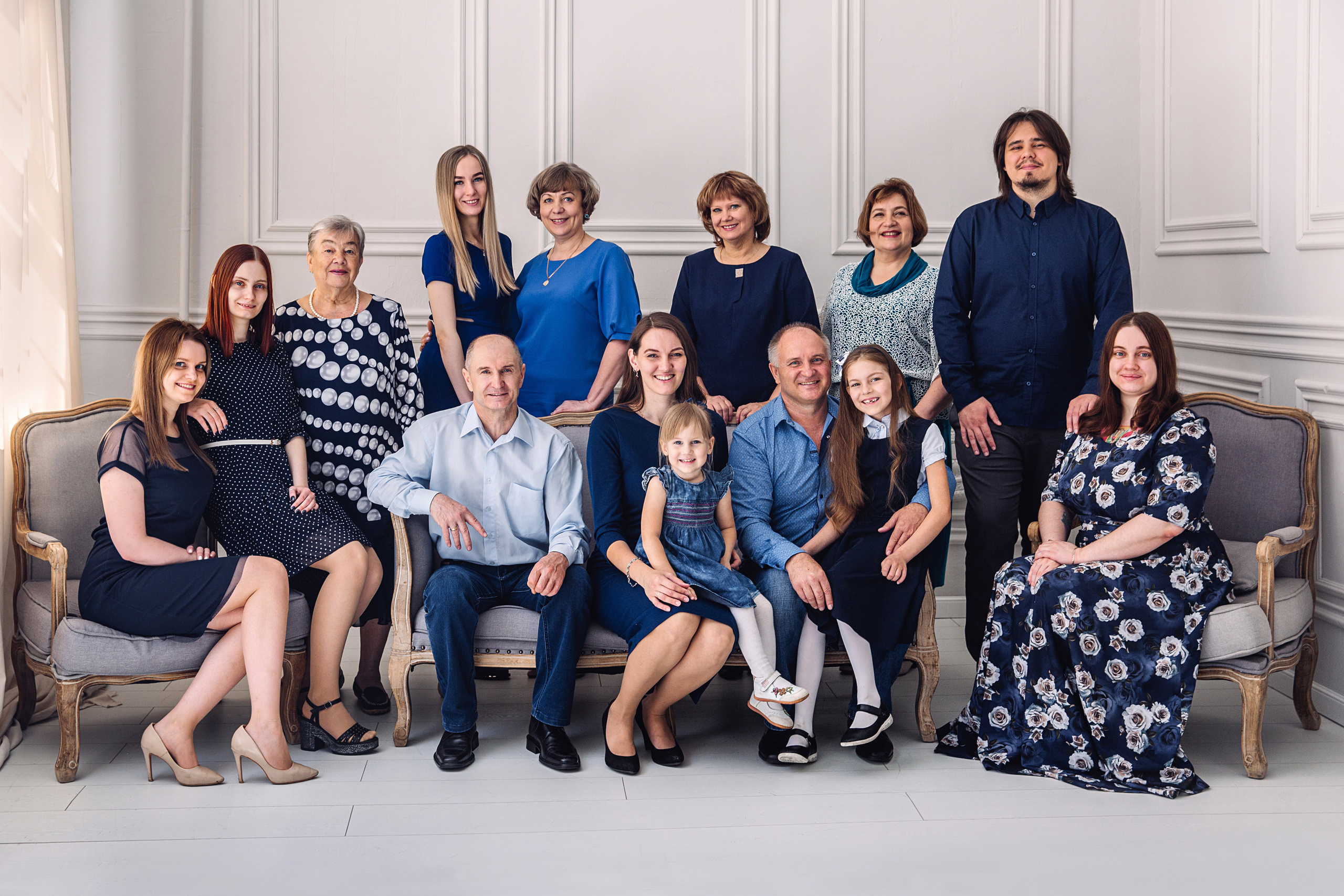 Четыре поколения. Марина Соколова. Контентный и семейный фотограф г. Красноярск