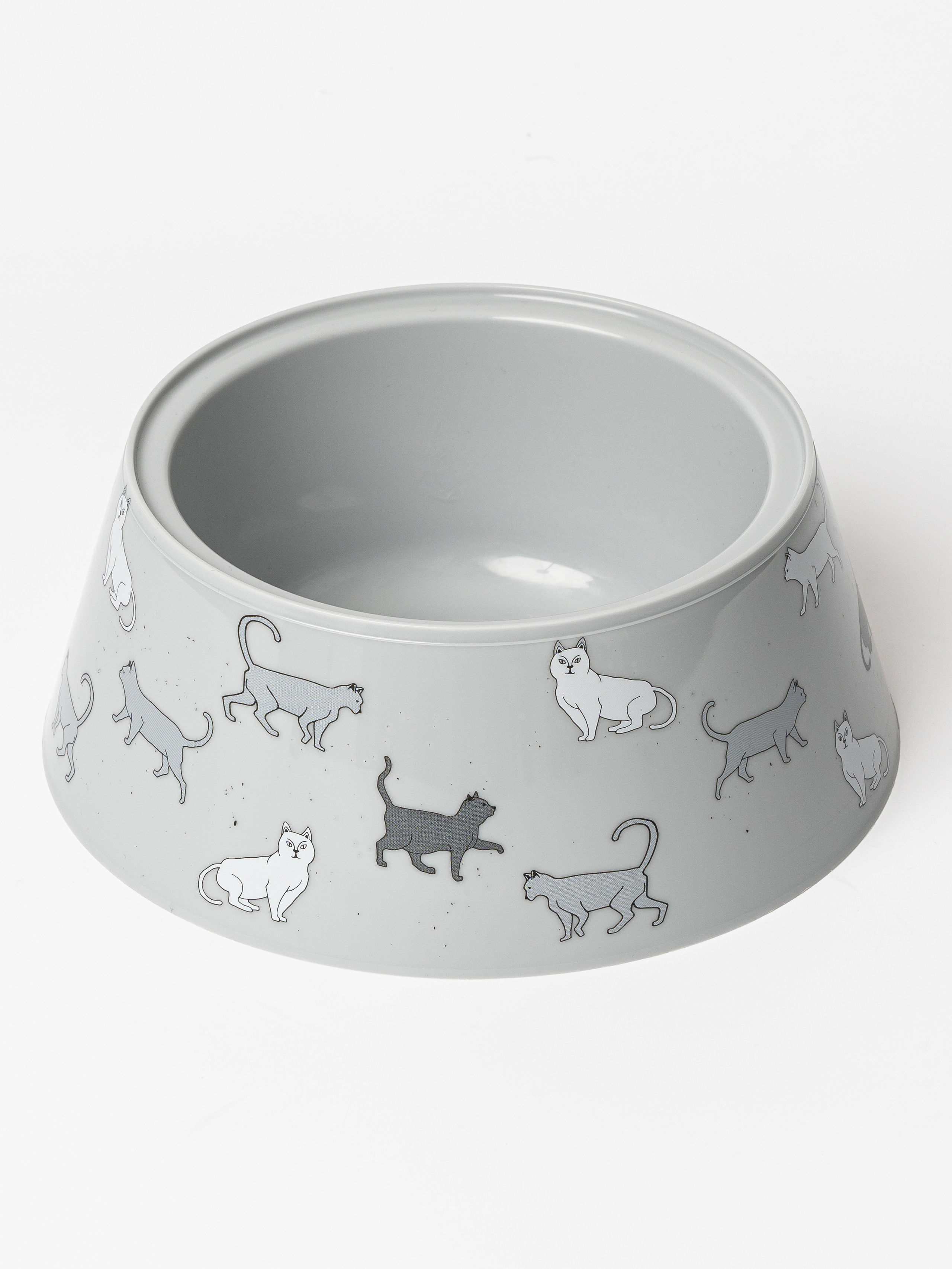 Предметная съемка мисок для животных