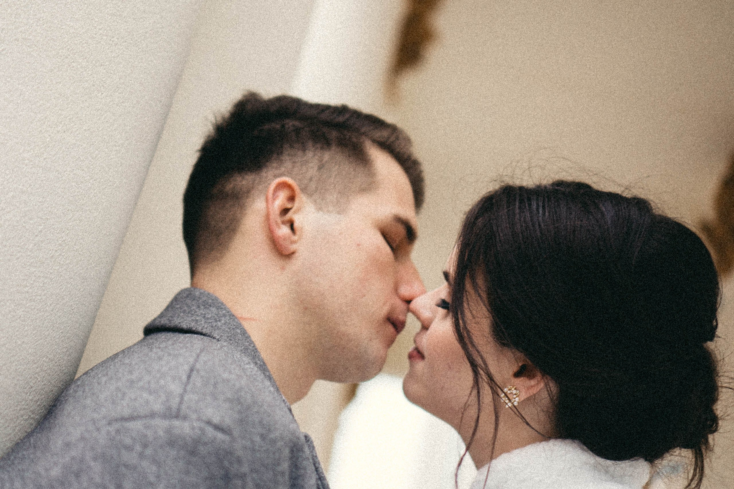 СВАДЕБНАЯ СЬЕМКА ПАРЫ В ГОРОДЕ ПУШКИН В ПАРКЕ ЕКАТЕРИНЕНСКОМ В НОЯБРЕ. Профессиональный фотограф, Санкт-Петербург — Виктория Богомолова