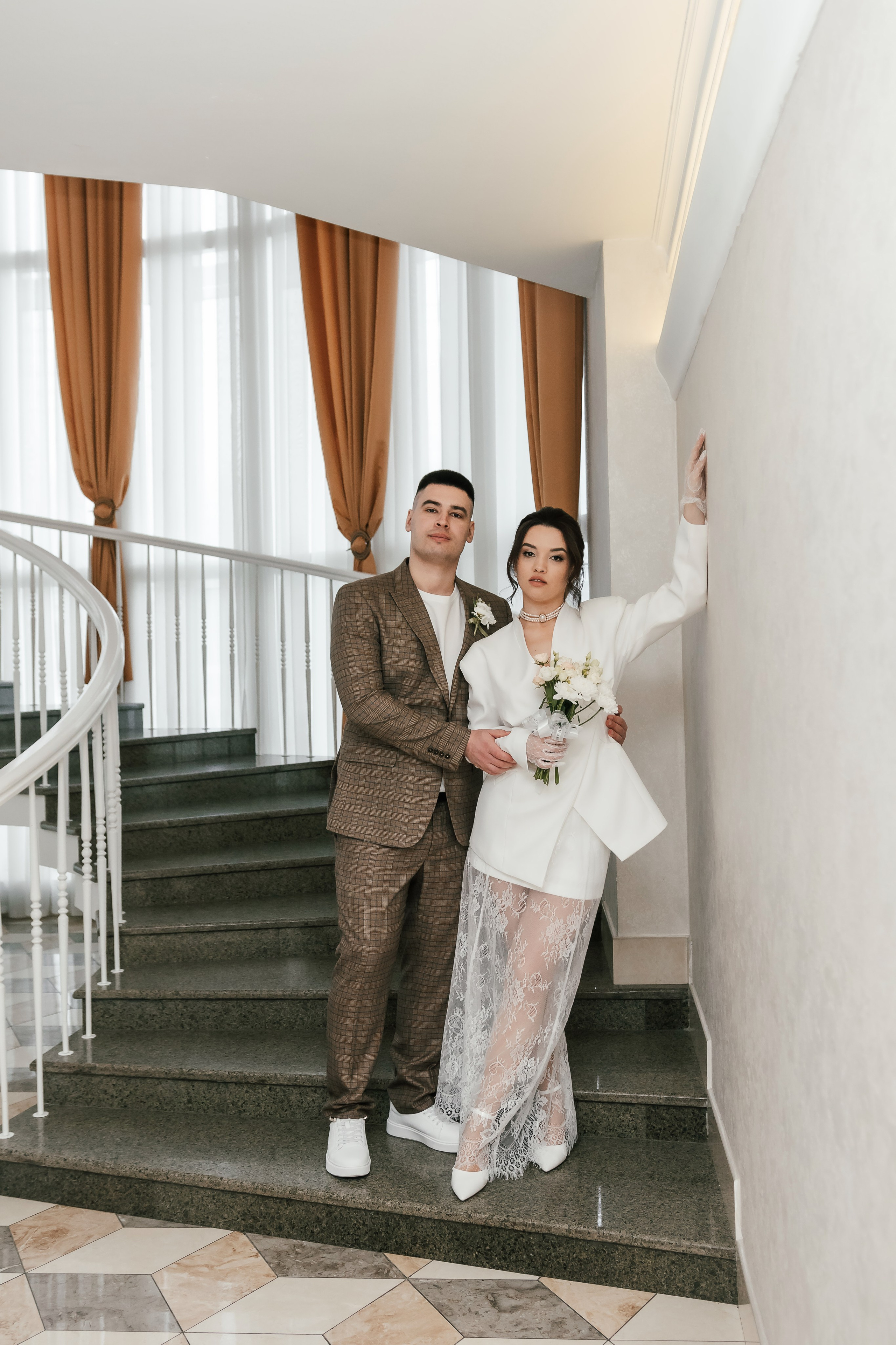 Айсылу и Влад ЗАГС Центральный и фотостудия FREEDOM. Фотограф Новосибирск