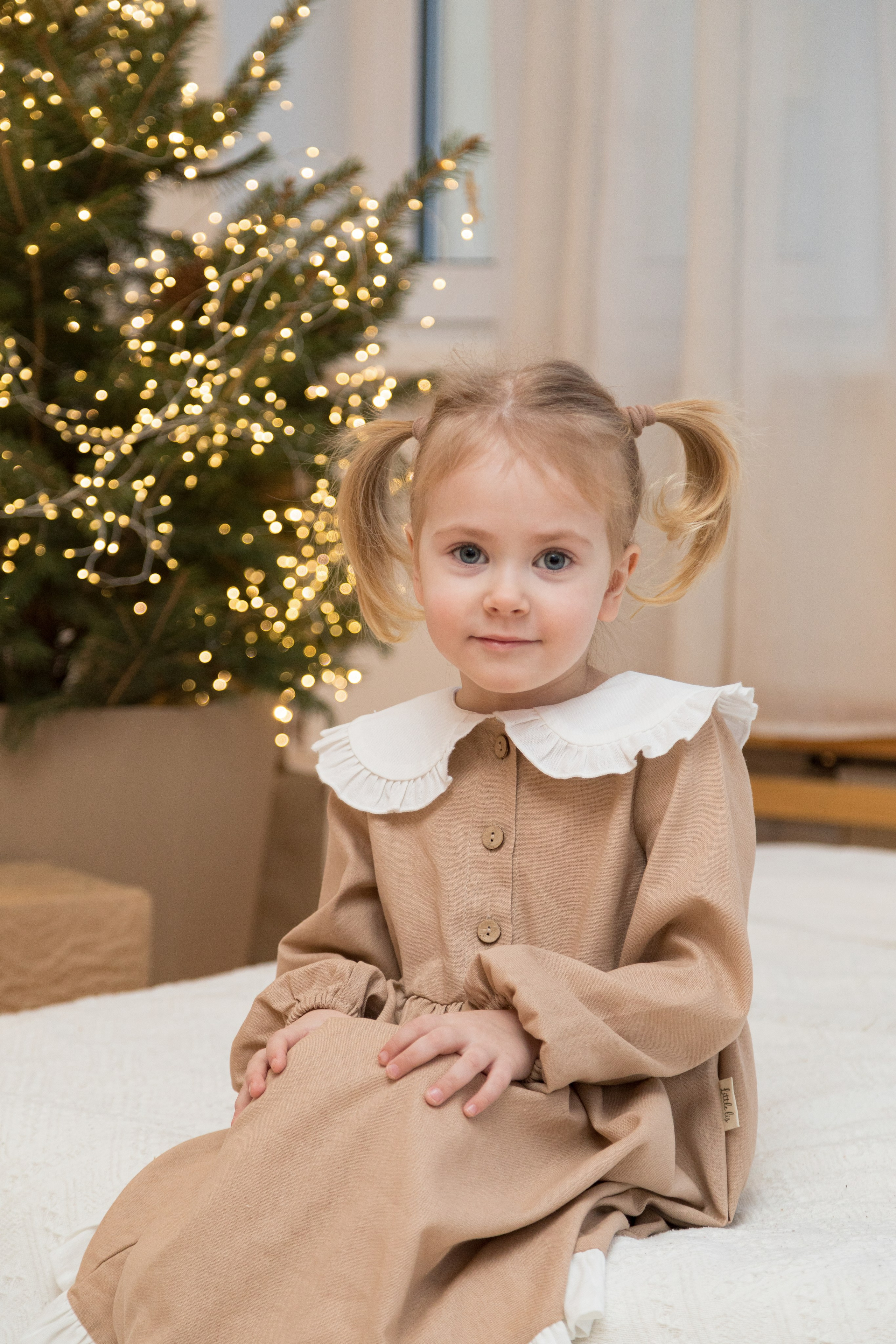 Семейная новогодняя студийная фотосессия. Детский и контент фотограф Надя Волкова Санкт-Петербург