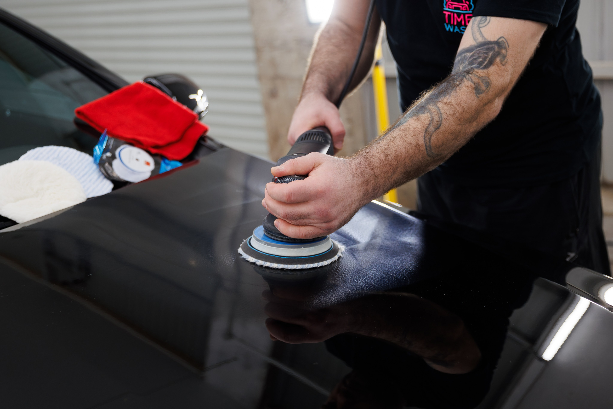 Полировка авто. Фотосъёмка для бизнеса — предметное фото, репортаж с мероприятий, портреты людей, съёмка интерьера и экстерьера