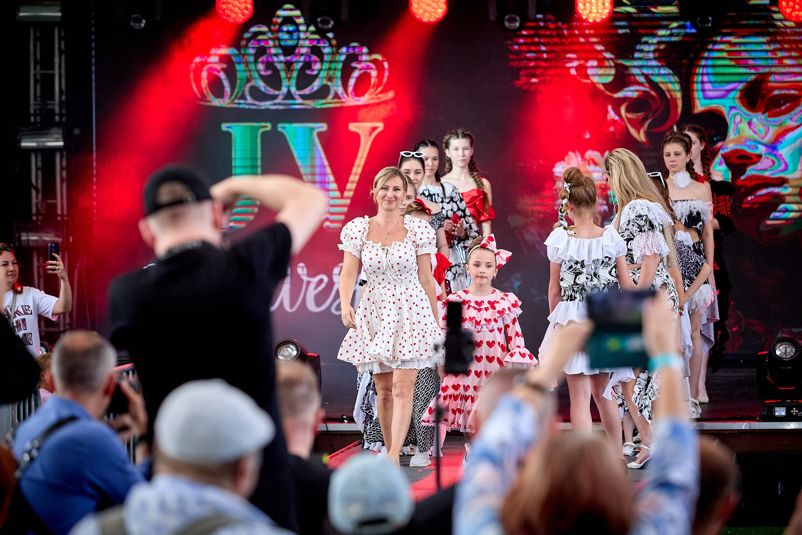 *Entertainment. Фотограф в MICE Дмитрий Плисов