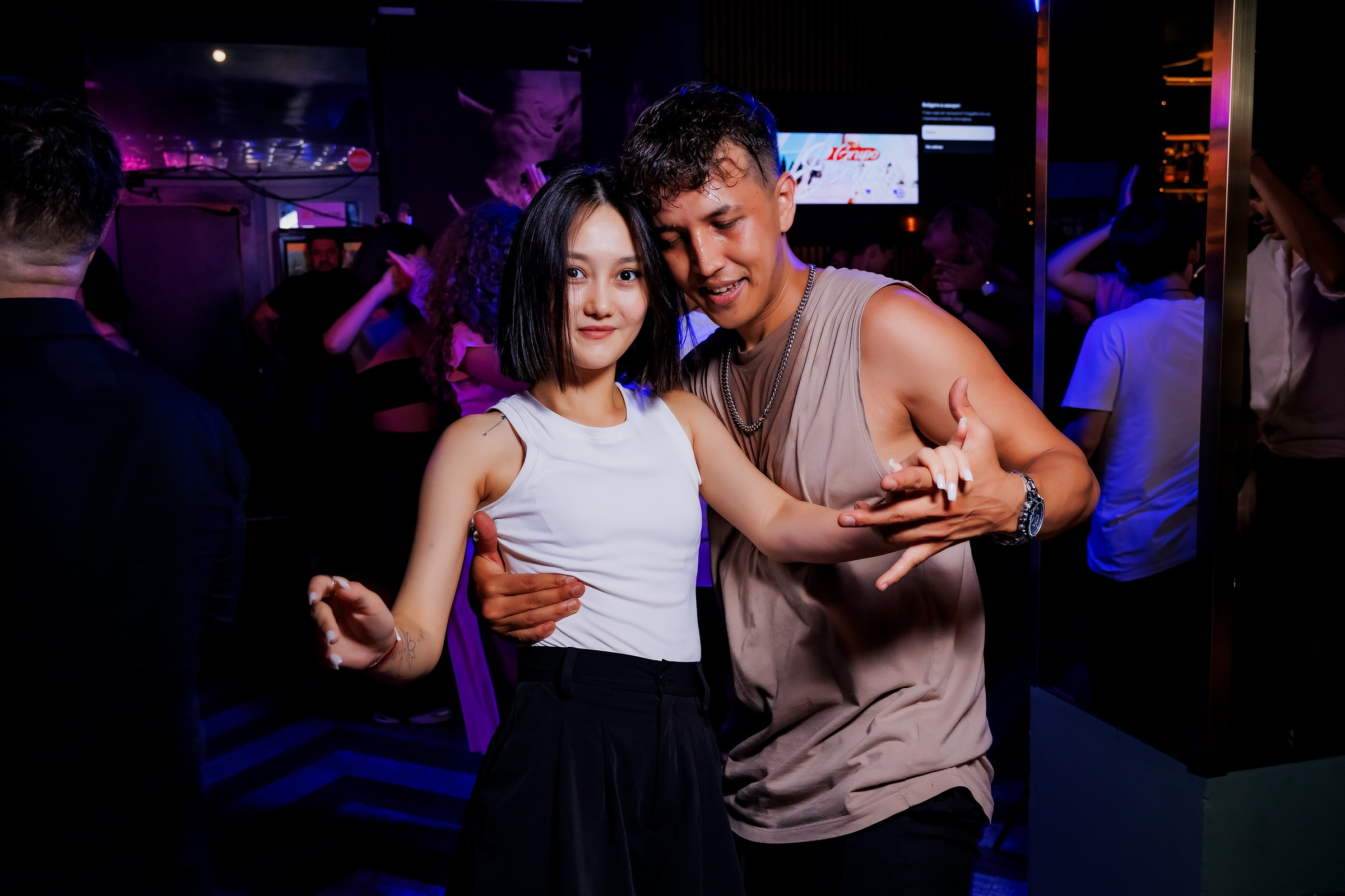 Bachata party by One Flick. Репортажный фотограф в Алматы Каюпов Сержан
