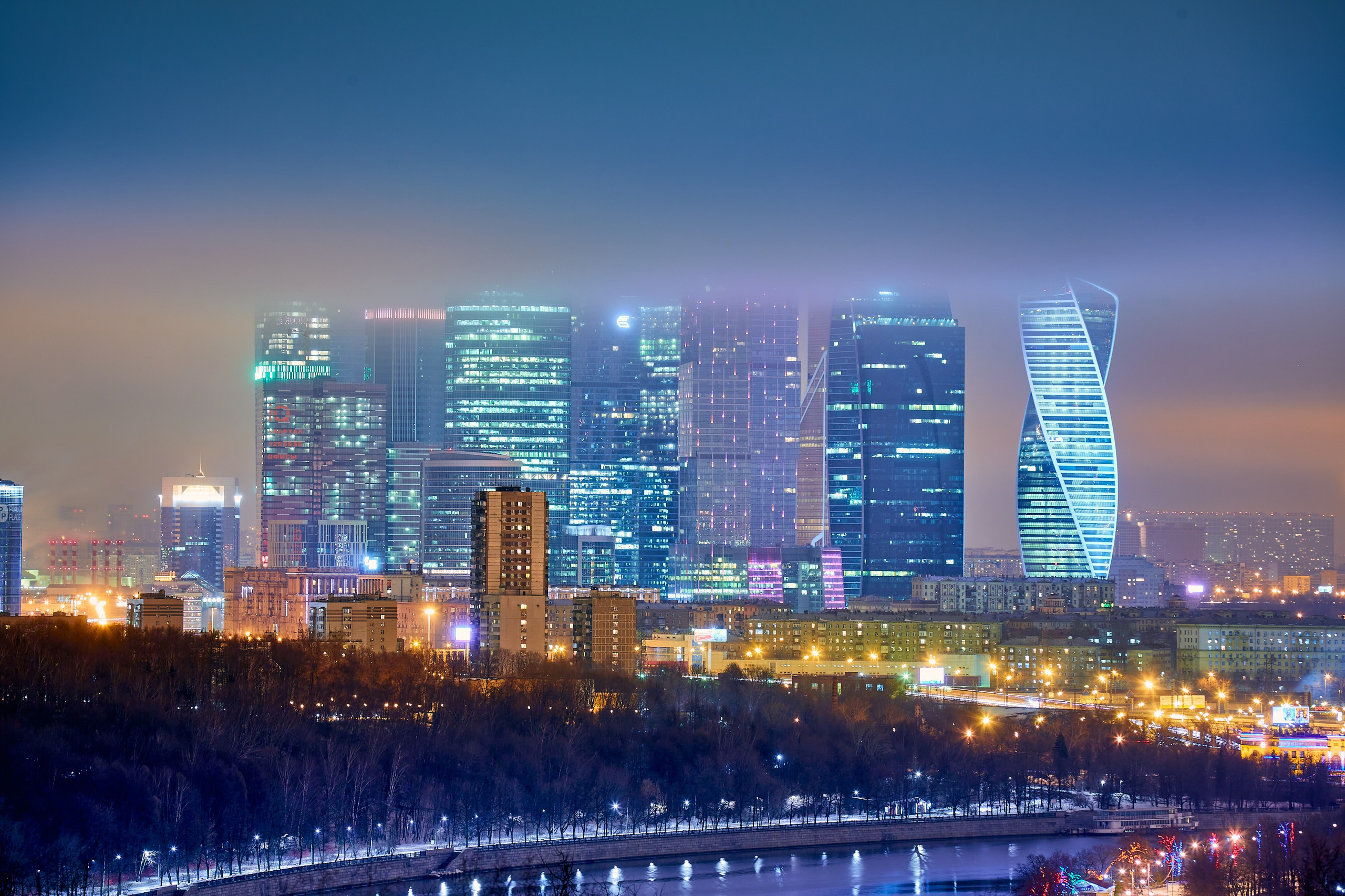 SITY. DMITRY MOISEENKO — фотограф, художник, топ-стилист