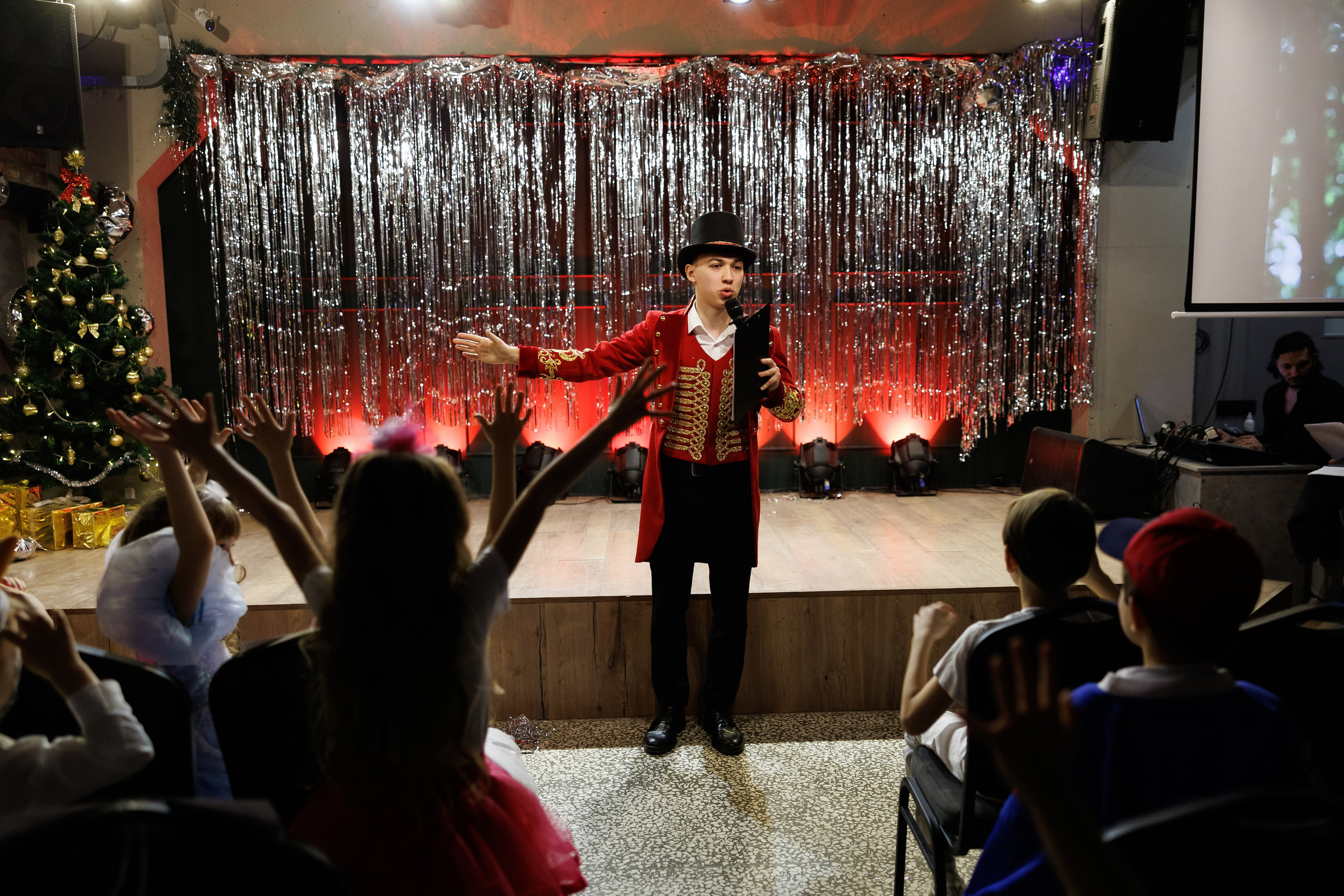 Отчетный новогодний концертстудии Крылья. Фотограф в Воронеже Галина Фурсова