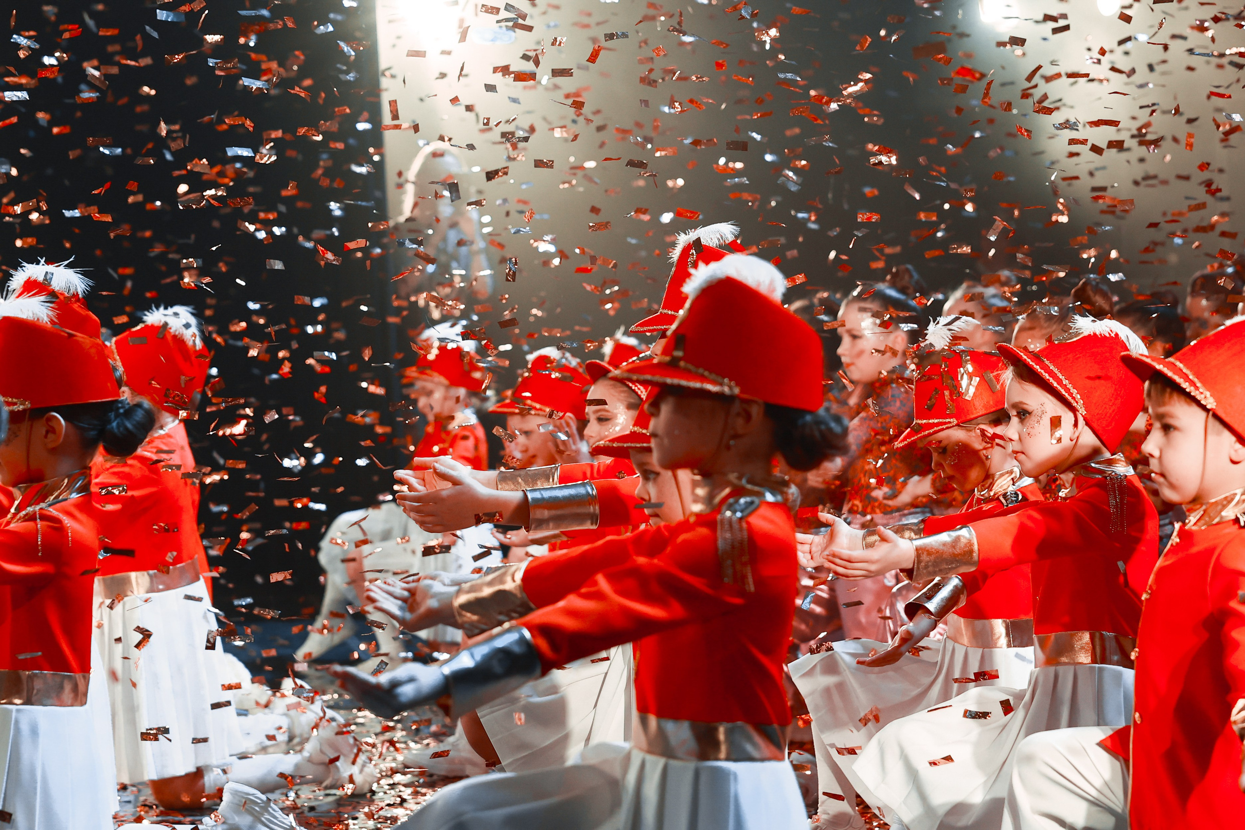 TODES Новогодняя перезагрузка 2024. MIG — студия спортивной фотографии Михаила Голянского